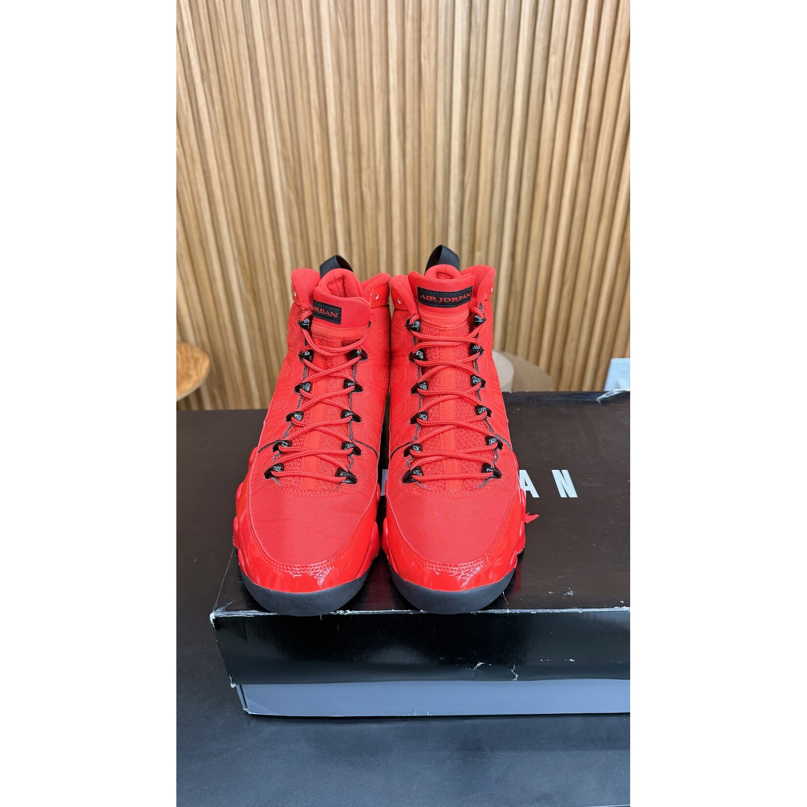 Jordan Jordan 9 Retro Chile Red Size 11, PREOWNED*