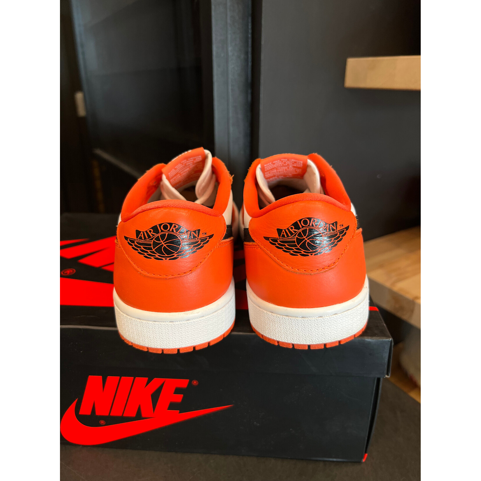 Jordan Jordan 1 Low Starfish Size 10.5, PREOWNED*