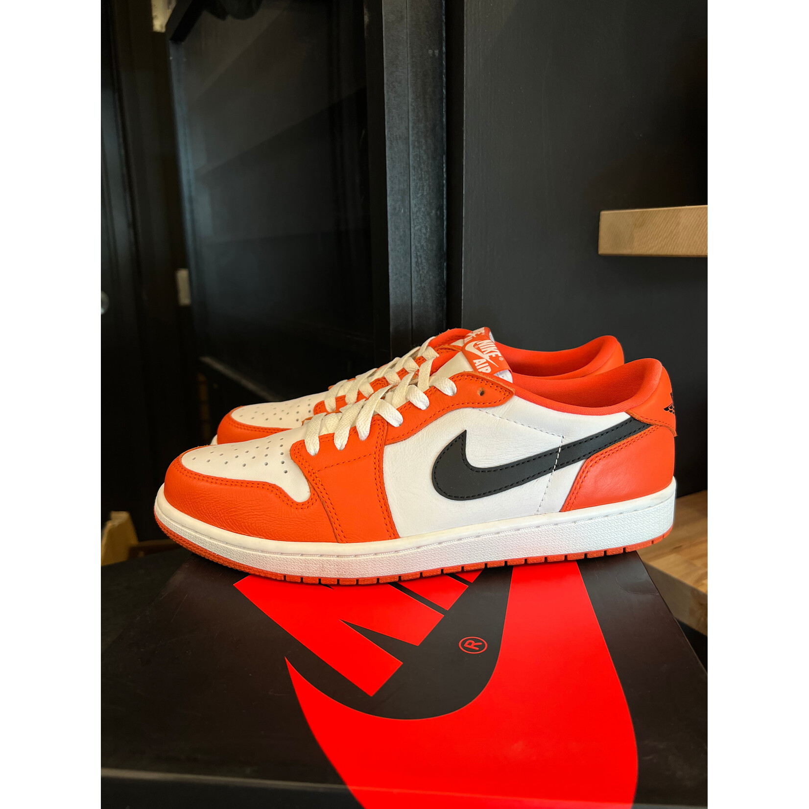 Jordan Jordan 1 Low Starfish Size 10.5, PREOWNED*