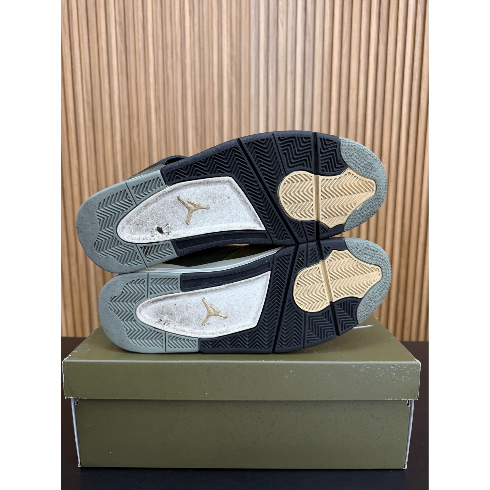 Jordan Jordan 4 Retro SE Craft Medium Olive Size 13, PREOWNED