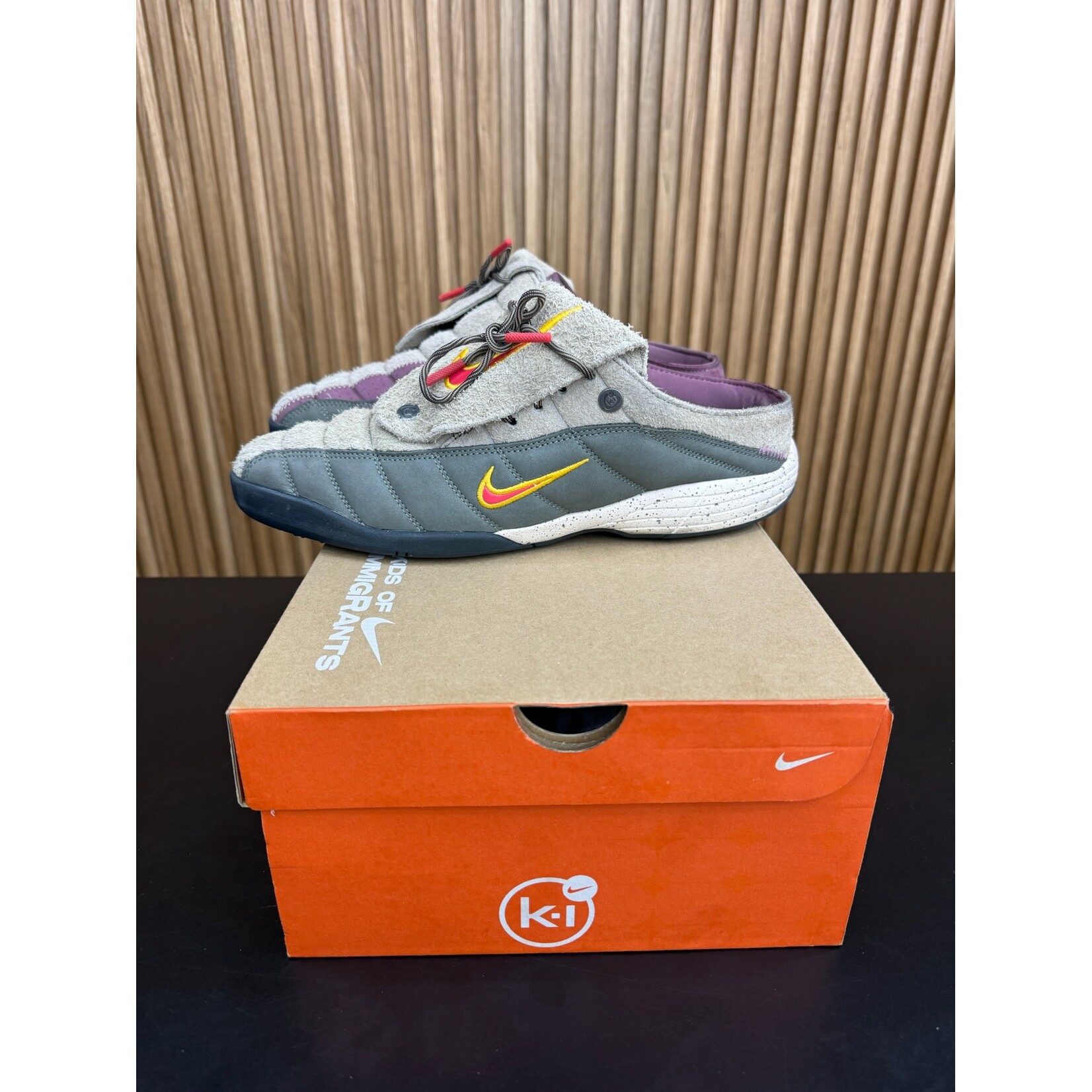 Nike Nike Total 90 Mule Kids of Immigrants Khaki Size 12, PREOWNED*
