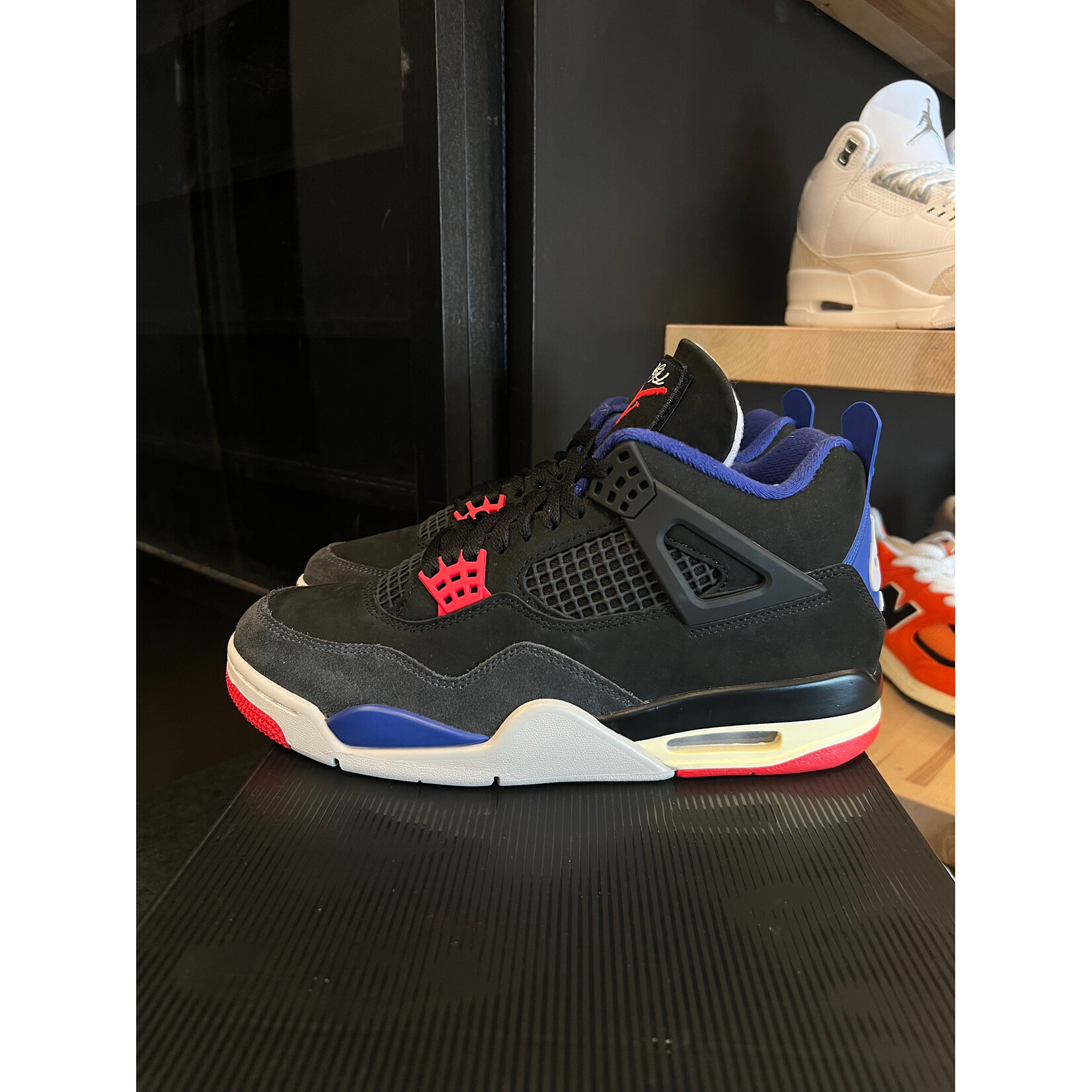 Jordan Jordan 4 Retro Rare Air (Gold Lettering) Size 9.5, PREOWNED