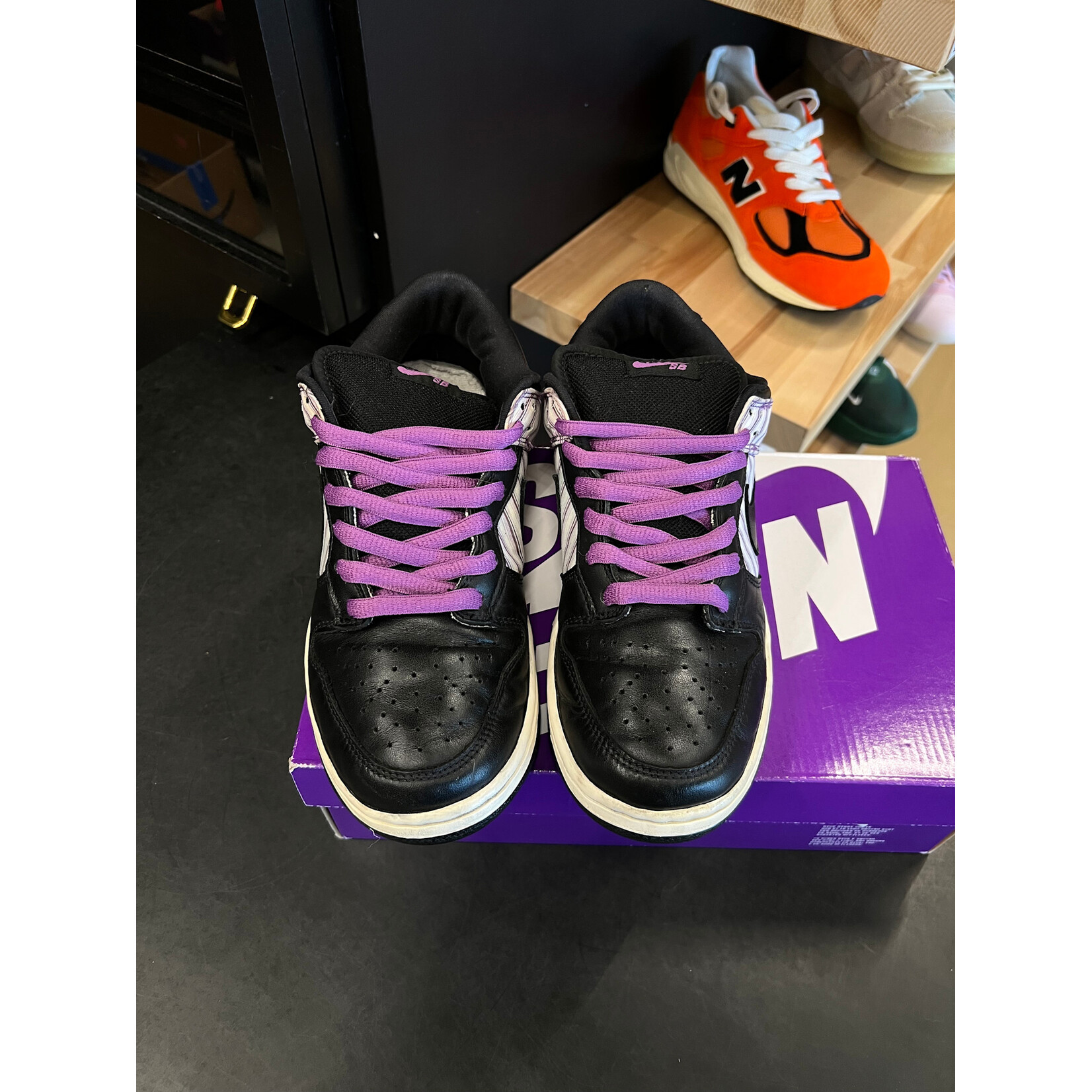 Nike Nike SB Dunk Low Avenger Purple Size 9, PREOWNED