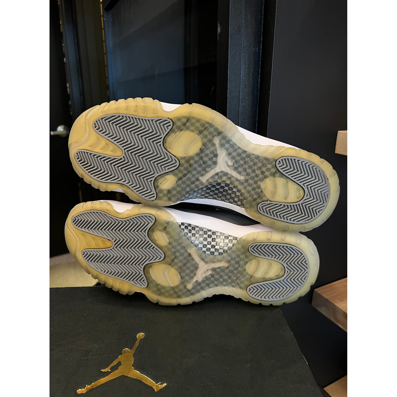 Jordan Jordan 11 Retro Low Cool Grey Size 11.5, PREOWNED*