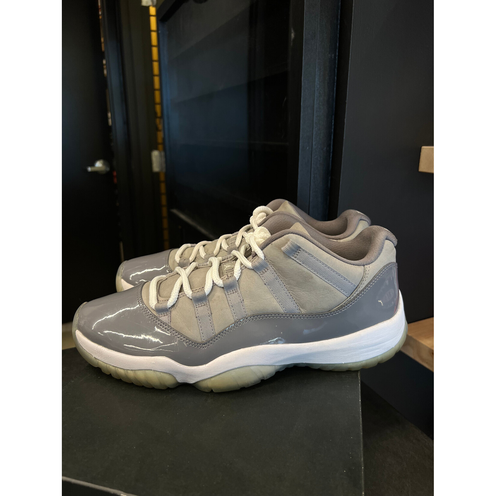 Jordan Jordan 11 Retro Low Cool Grey Size 11.5, PREOWNED*