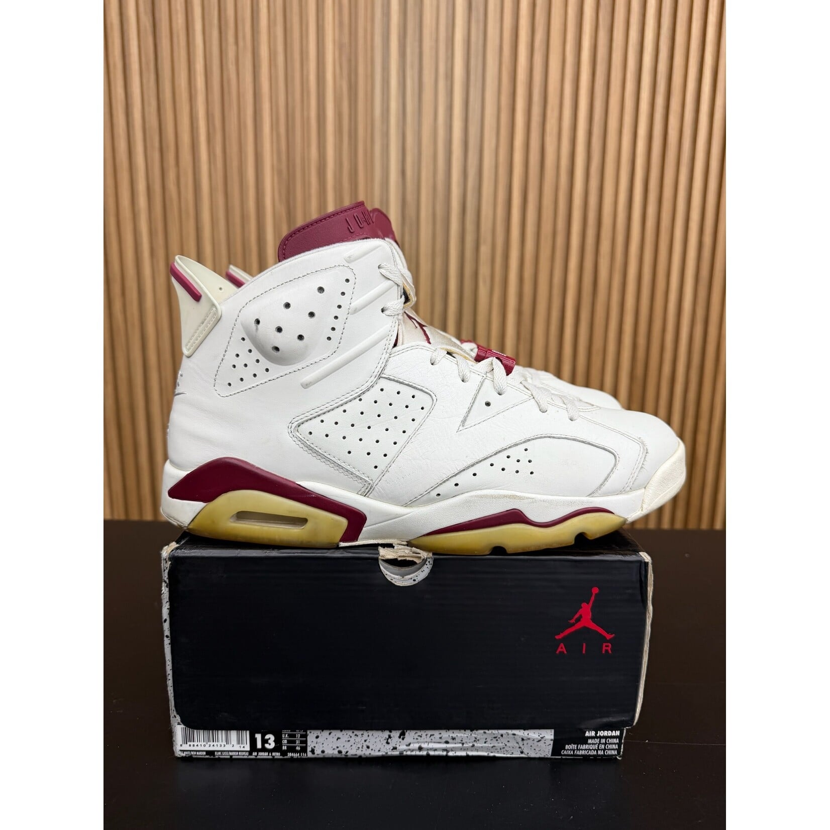 Jordan Jordan 6 Retro Maroon (2015) Size 13, PREOWNED