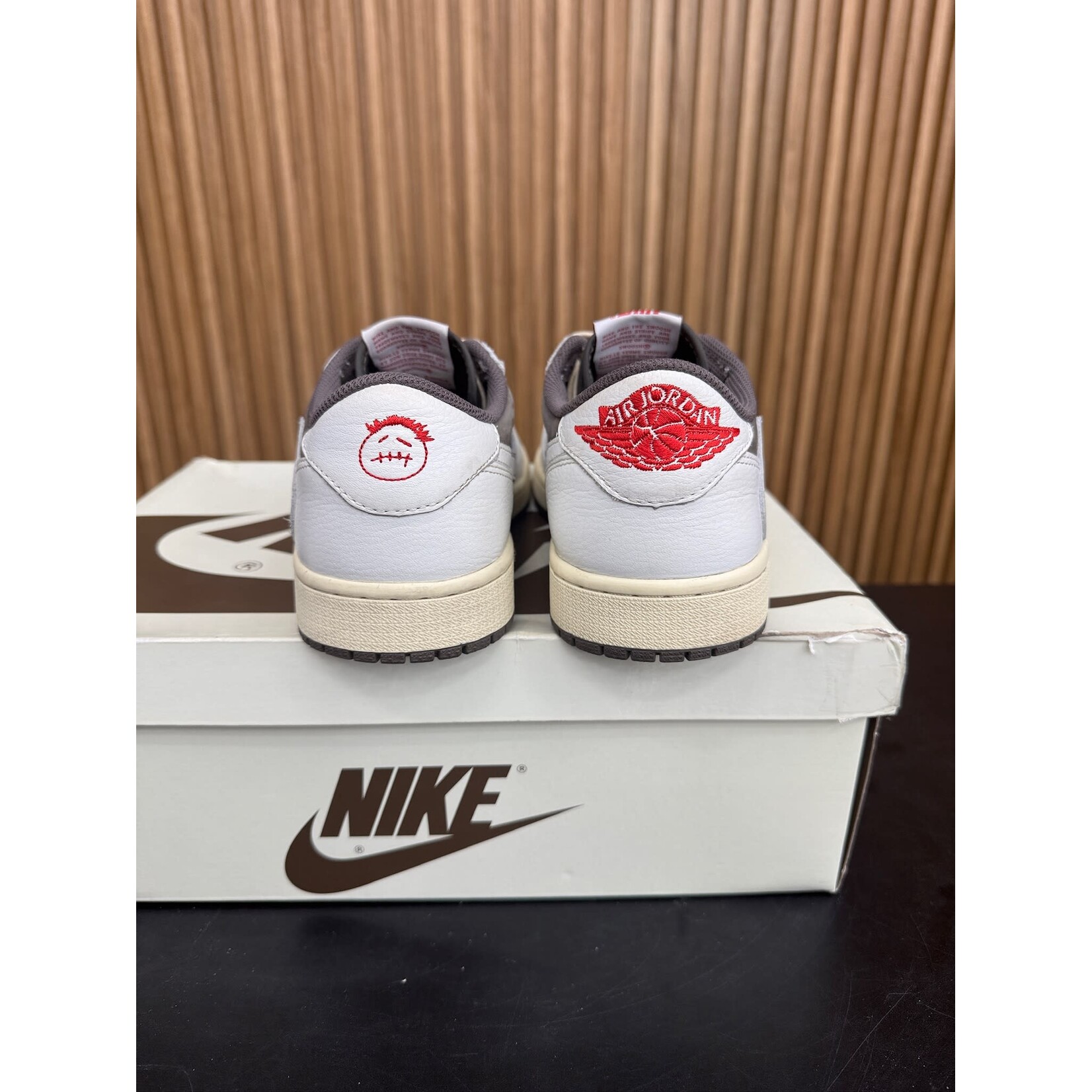 Jordan Jordan 1 Retro Low OG SP Travis Scott Reverse Mocha Size 9, PREOWNED