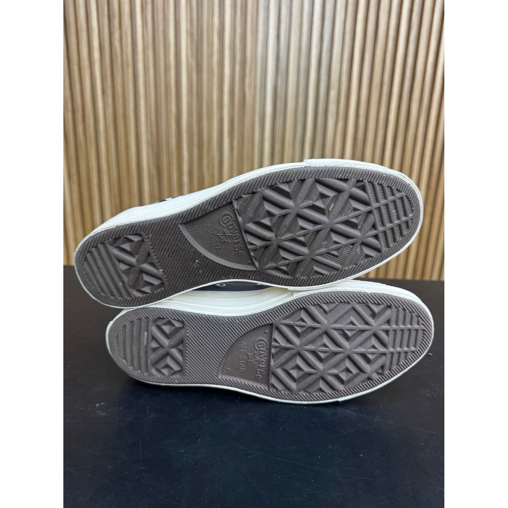 Converse Converse Chuck Taylor All Star 70 Ox Comme des Garcons PLAY Grey Size 5, PREOWNED NO BOX