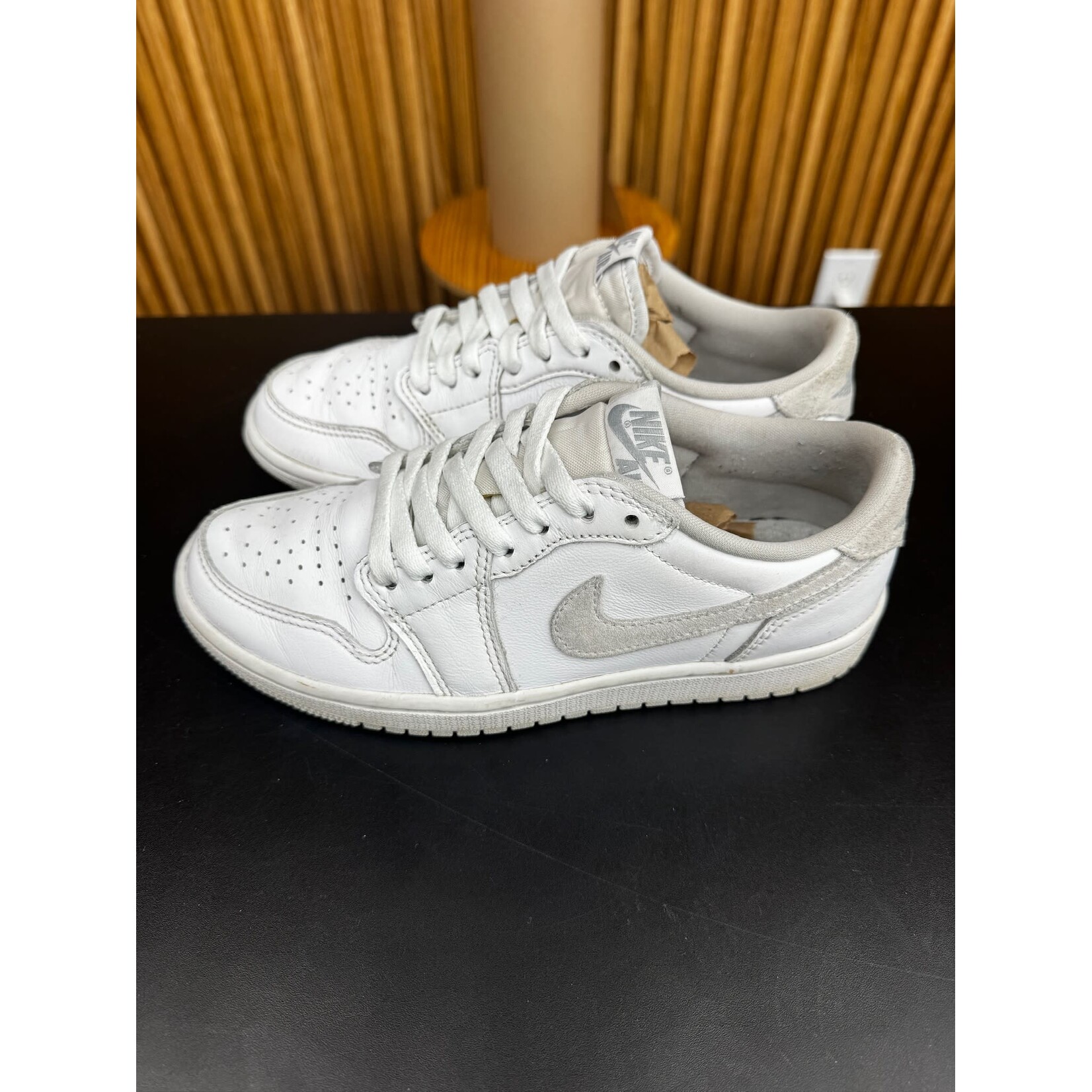 Jordan Jordan 1 Low OG Neutral Grey (2021) (Women's) Size 6.5W, PREOWNED NO BOX