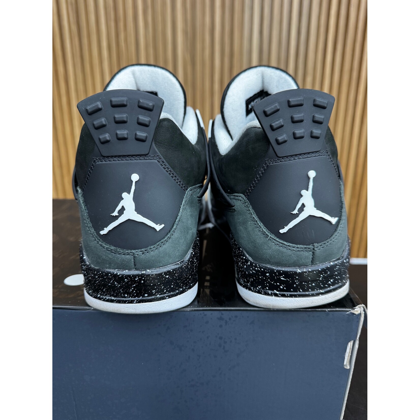 Jordan Jordan 4 Retro Fear (2024) Size 11.5, PREOWNED*