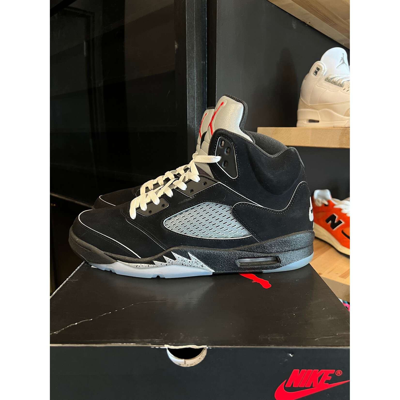 Jordan Jordan 5 Retro OG Black Metallic Reimagined Size 13, PREOWNED