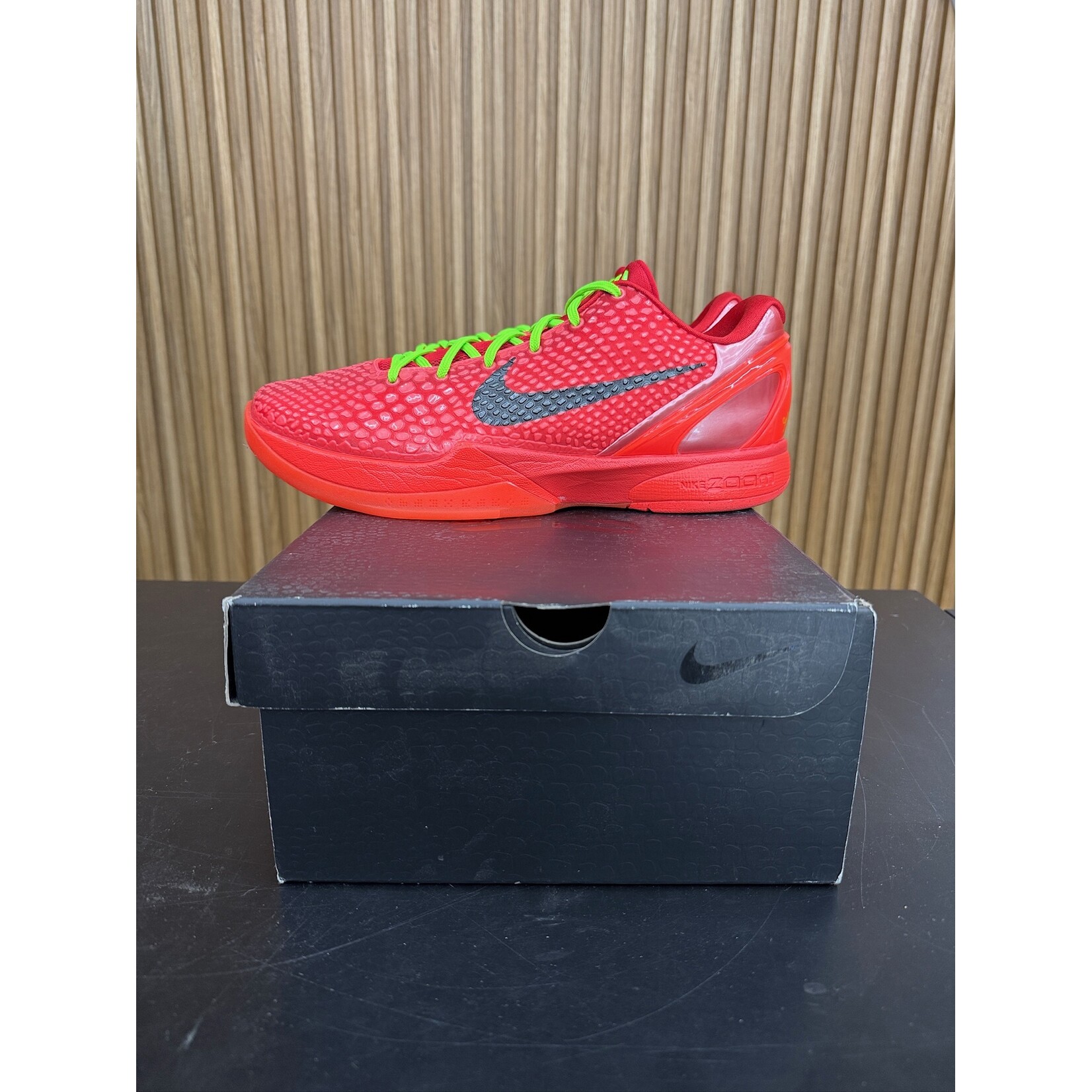 Nike Nike Kobe 6 Protro Reverse Grinch Size 12, PREOWNED