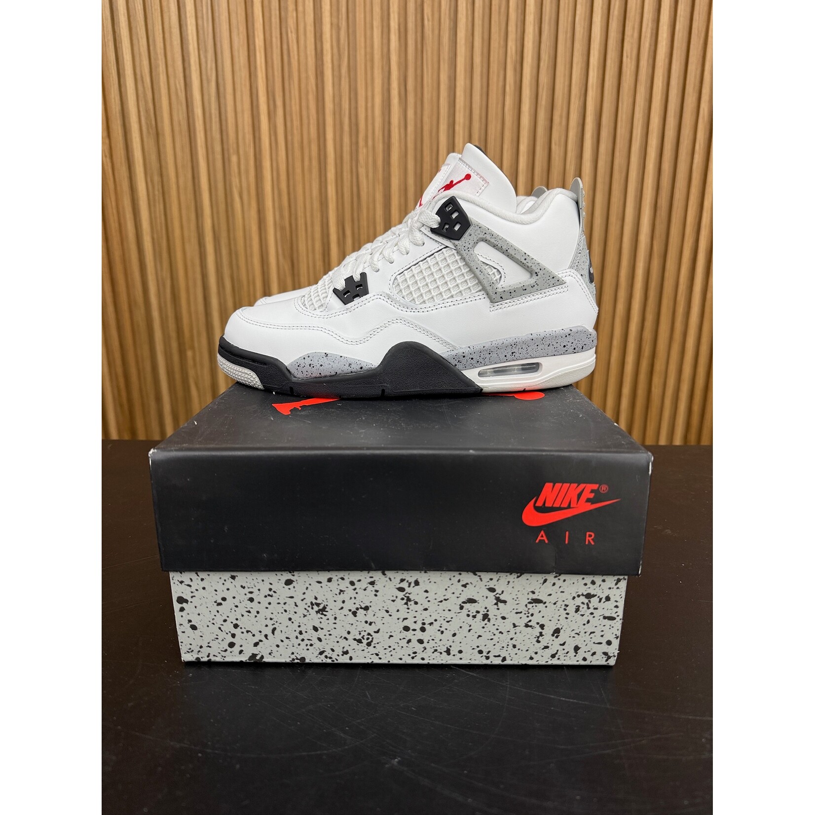 Jordan Jordan 4 Retro White Cement (2025) (GS) Size 6.5, PREOWNED