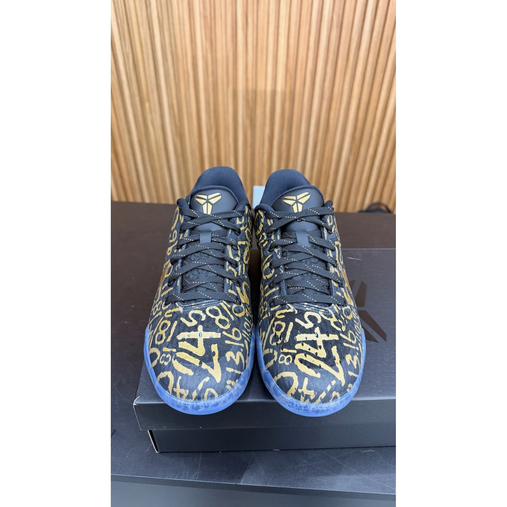 Nike Nike Kobe 11 Protro Mamba Day Size 6.5, PREOWNED