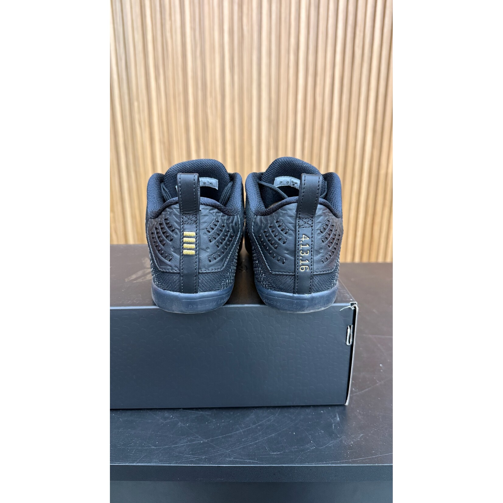 Nike Nike Kobe 11 Elite Low Protro Fade to Black (2026) Size 6.5, PREOWNED