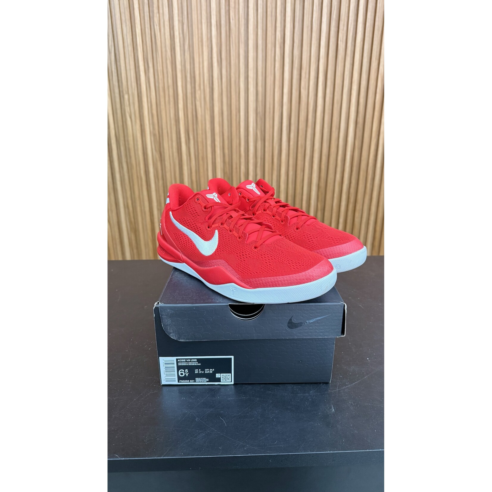 Nike Nike Kobe 8 University Red (GS) Size 6.5, PREOWNED