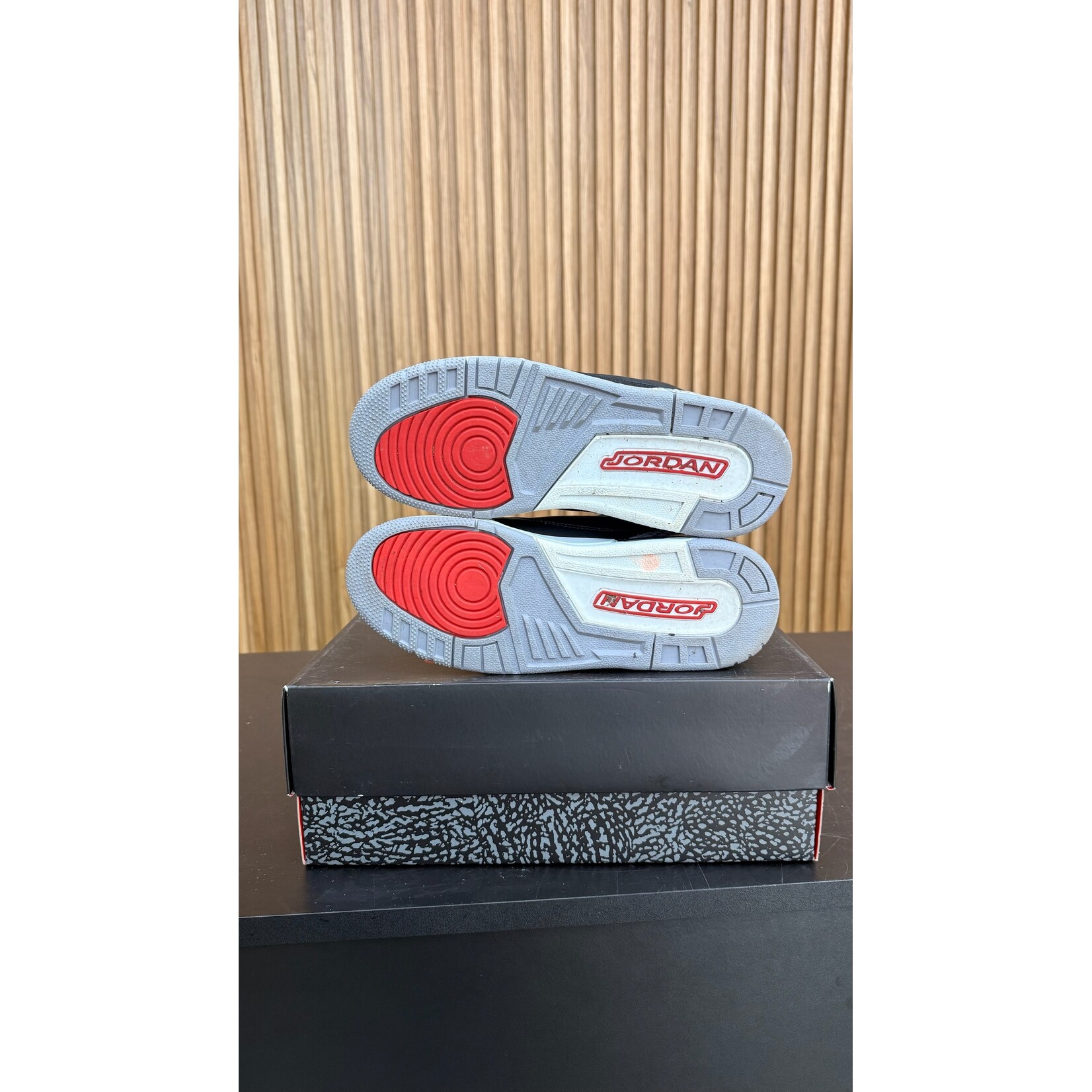 Jordan Jordan 3 Retro Black Cement (2024) (GS) Size 6.5Y, PREOWNED