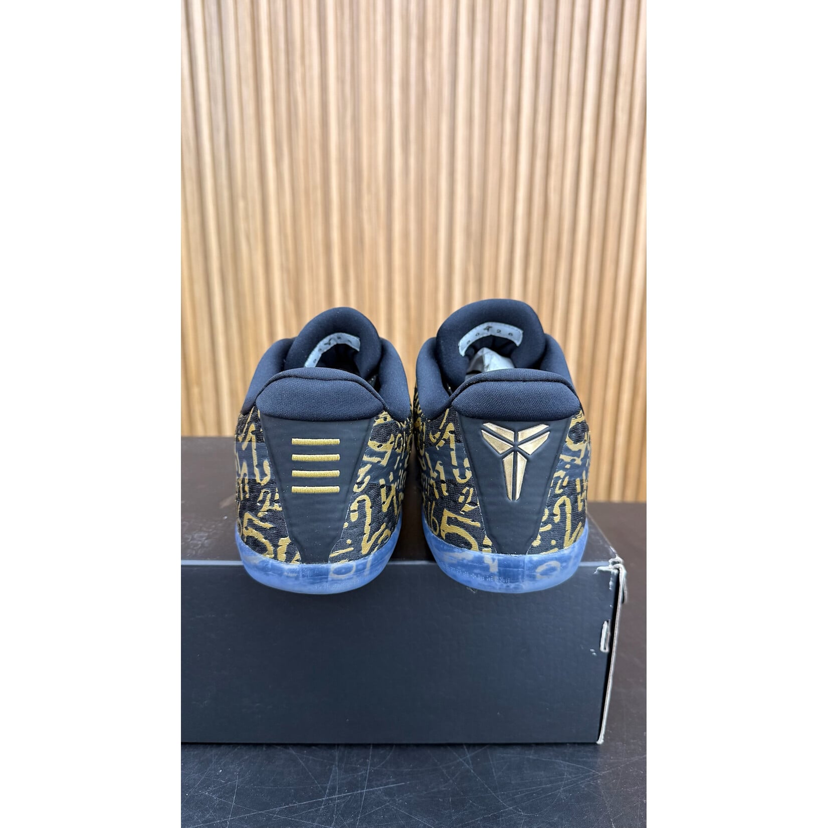 Nike Nike Kobe 11 Protro Mamba Day Size 12, PREOWNED
