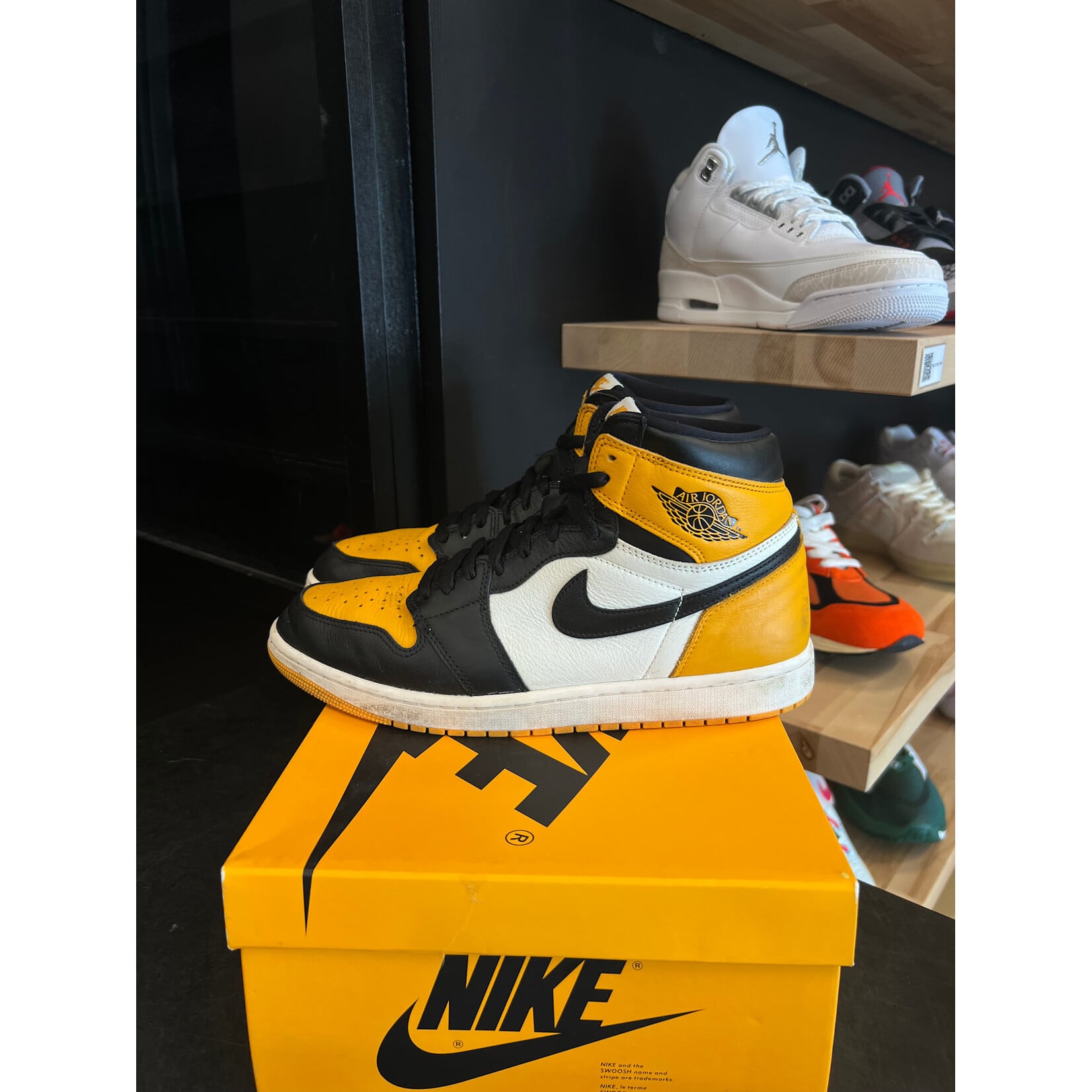 Jordan Jordan 1 Retro High OG Taxi Size 11.5, PREOWNED*