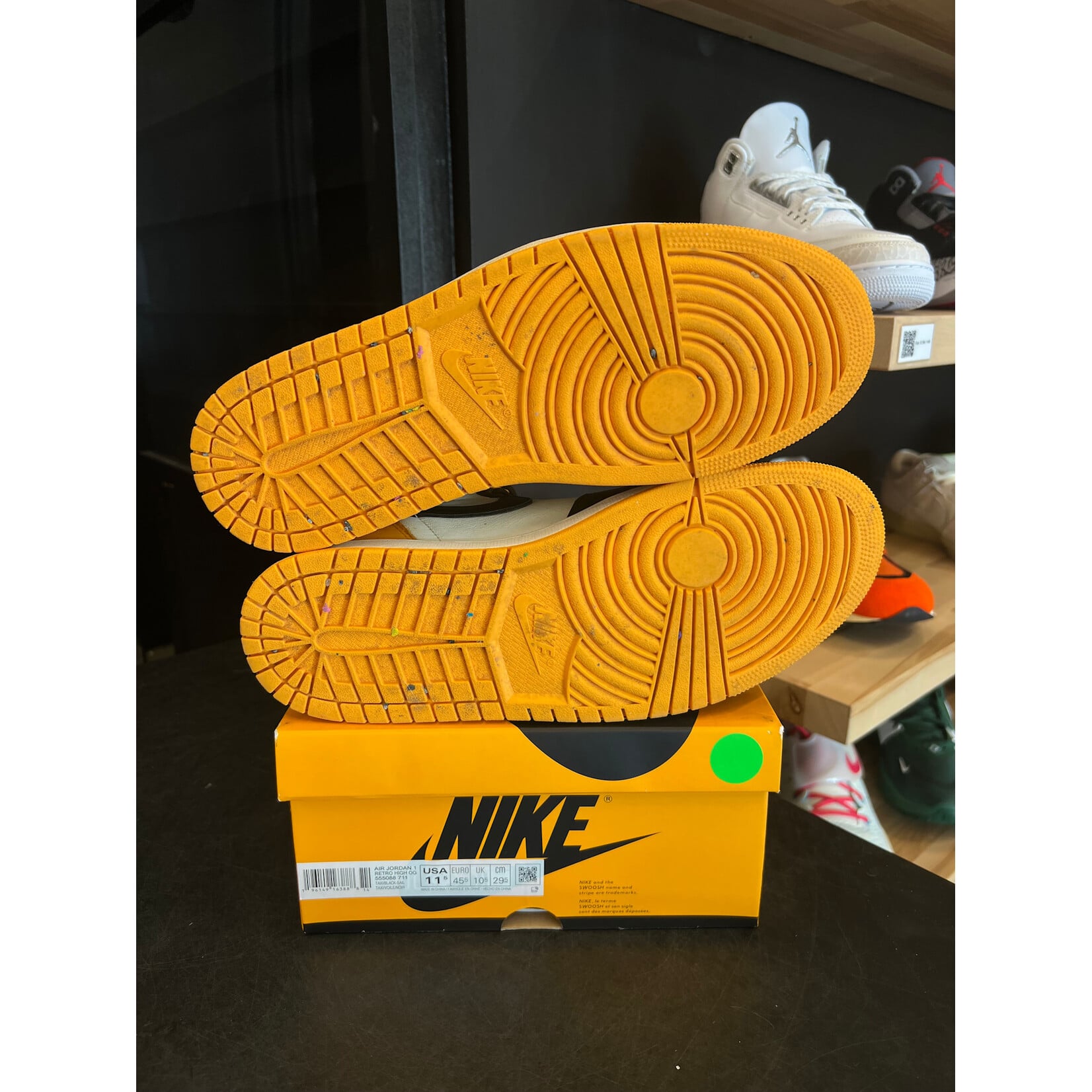 Jordan Jordan 1 Retro High OG Taxi Size 11.5, PREOWNED*