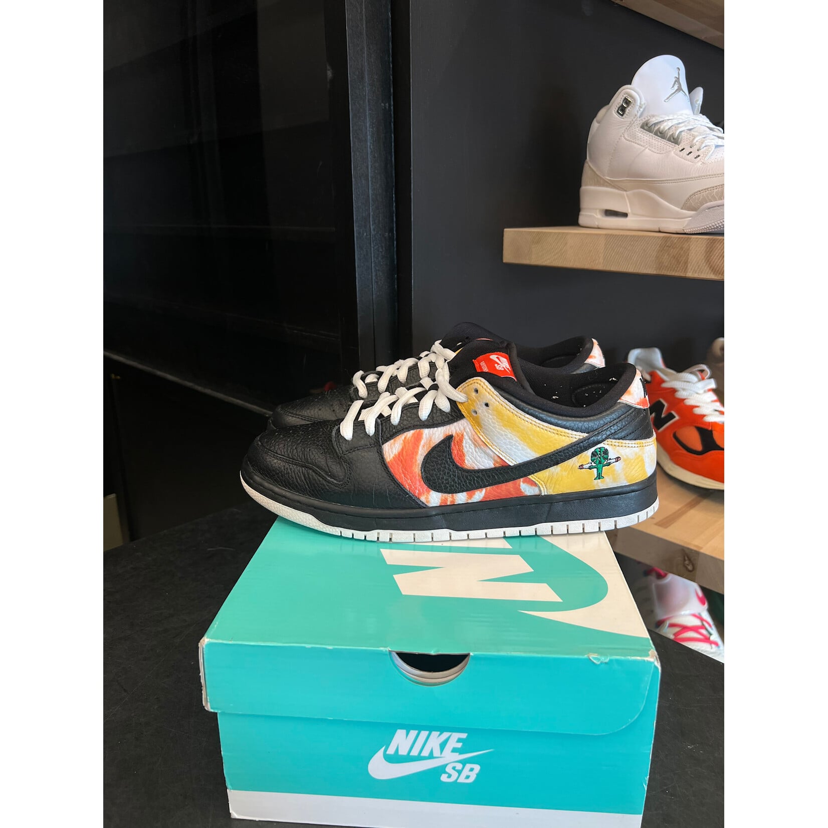Nike Nike SB Dunk Low Raygun Tie-Dye Black Size 11.5, PREOWNED*