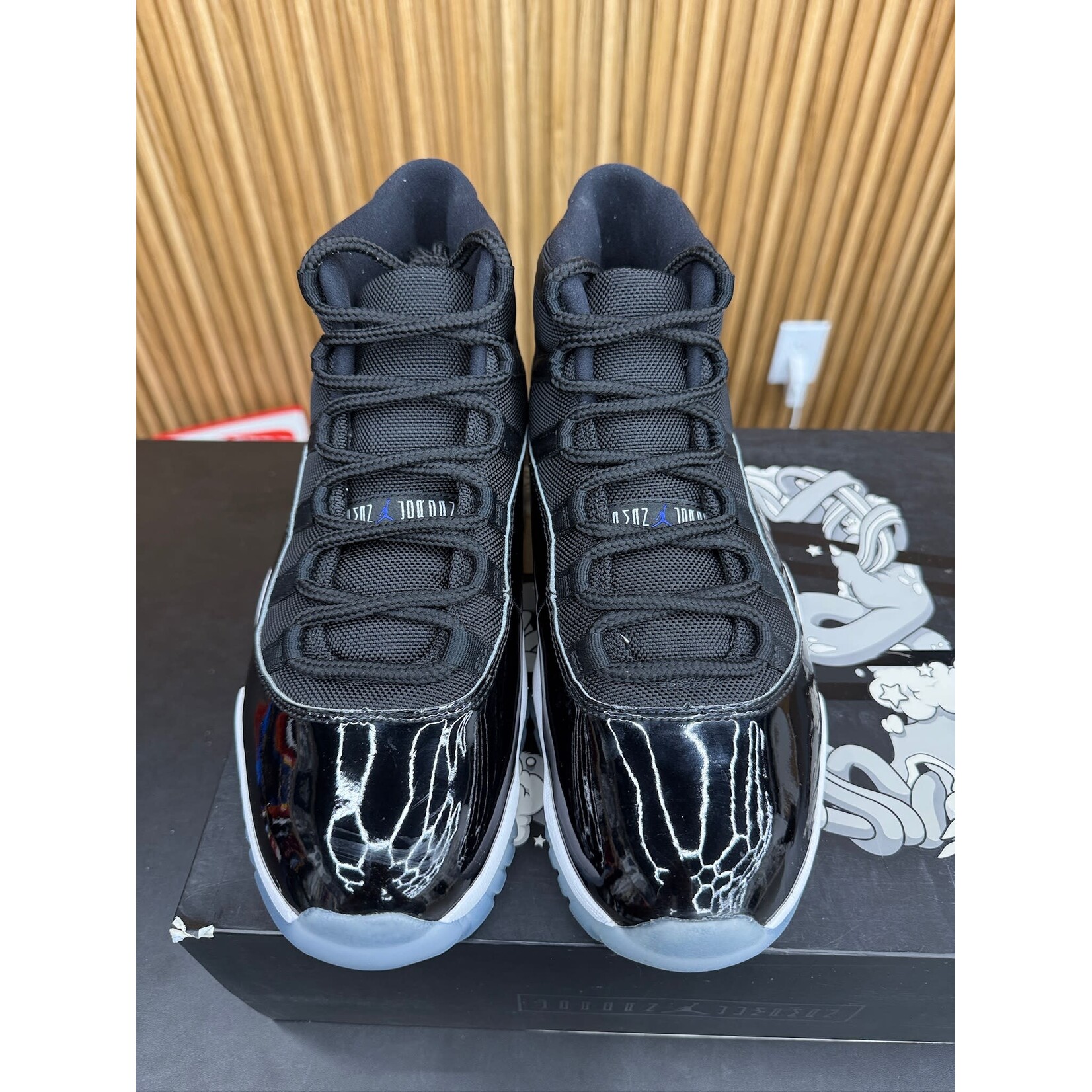 Jordan Jordan 11 Retro Space Jam (2016) Size 10.5, PREOWNED*