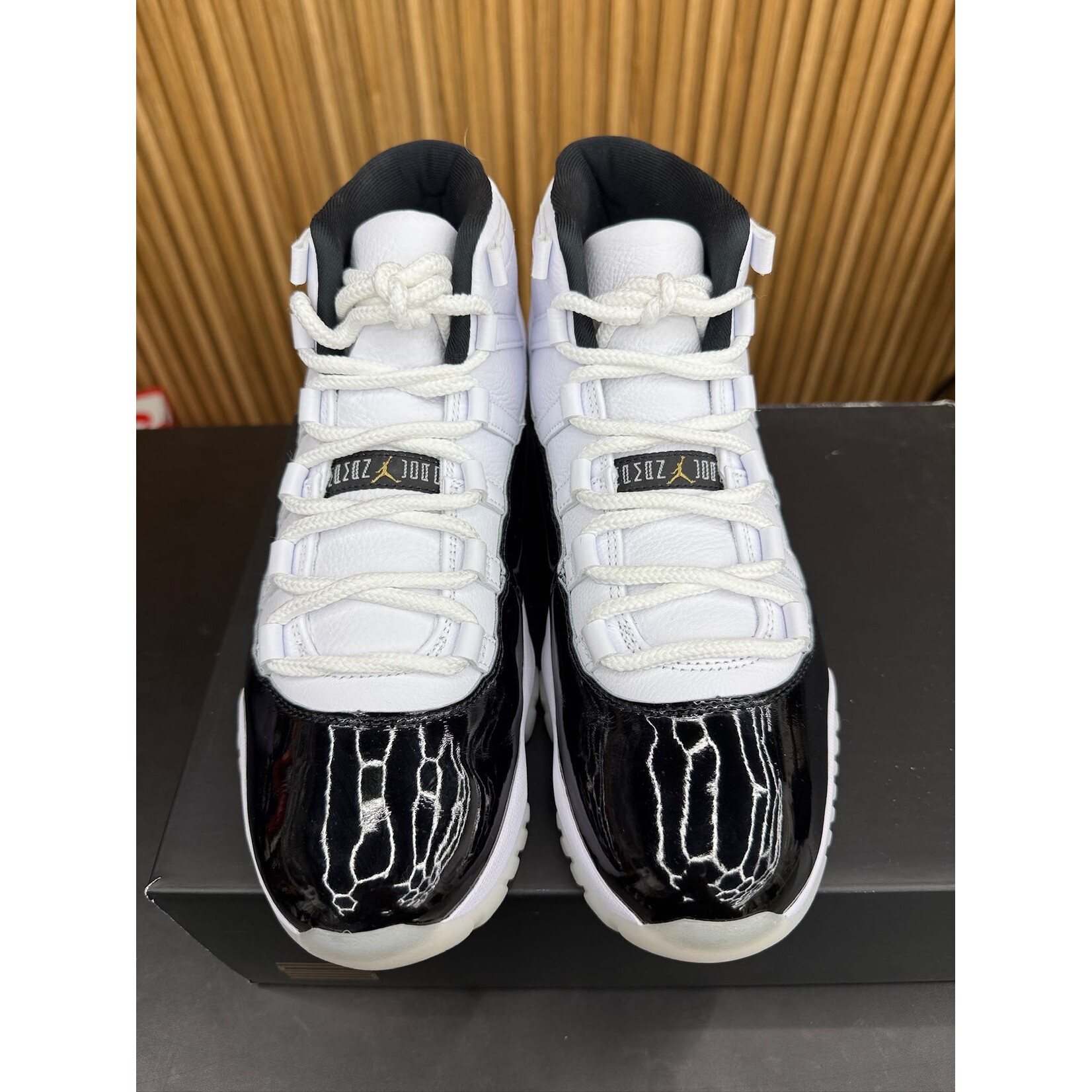 Jordan Jordan 11 Retro DMP Gratitude (2023) Size 9.5, PREOWNED*