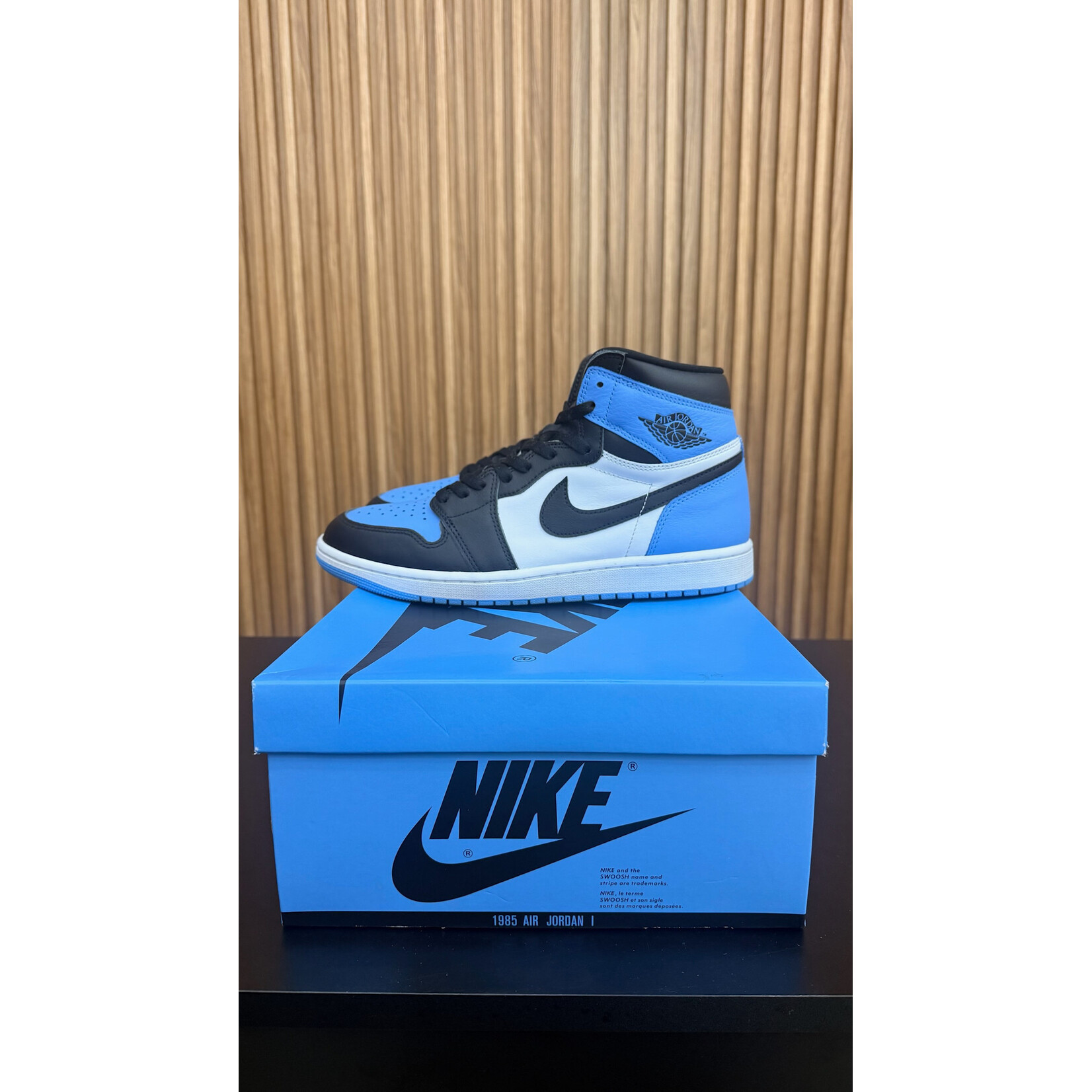 Jordan Jordan 1 Retro High OG UNC Toe Size 11, PREOWNED*