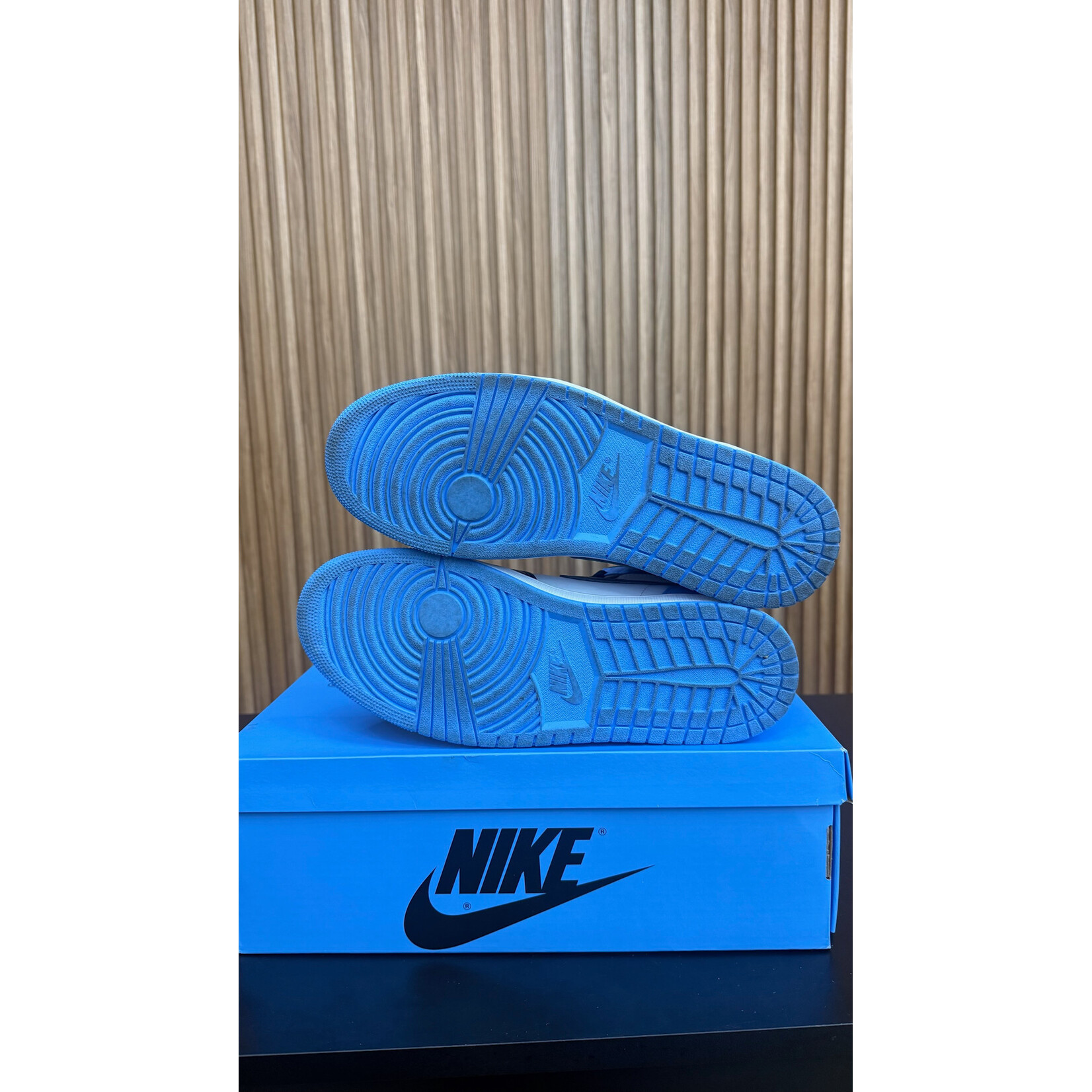 Jordan Jordan 1 Retro High OG UNC Toe Size 11, PREOWNED*