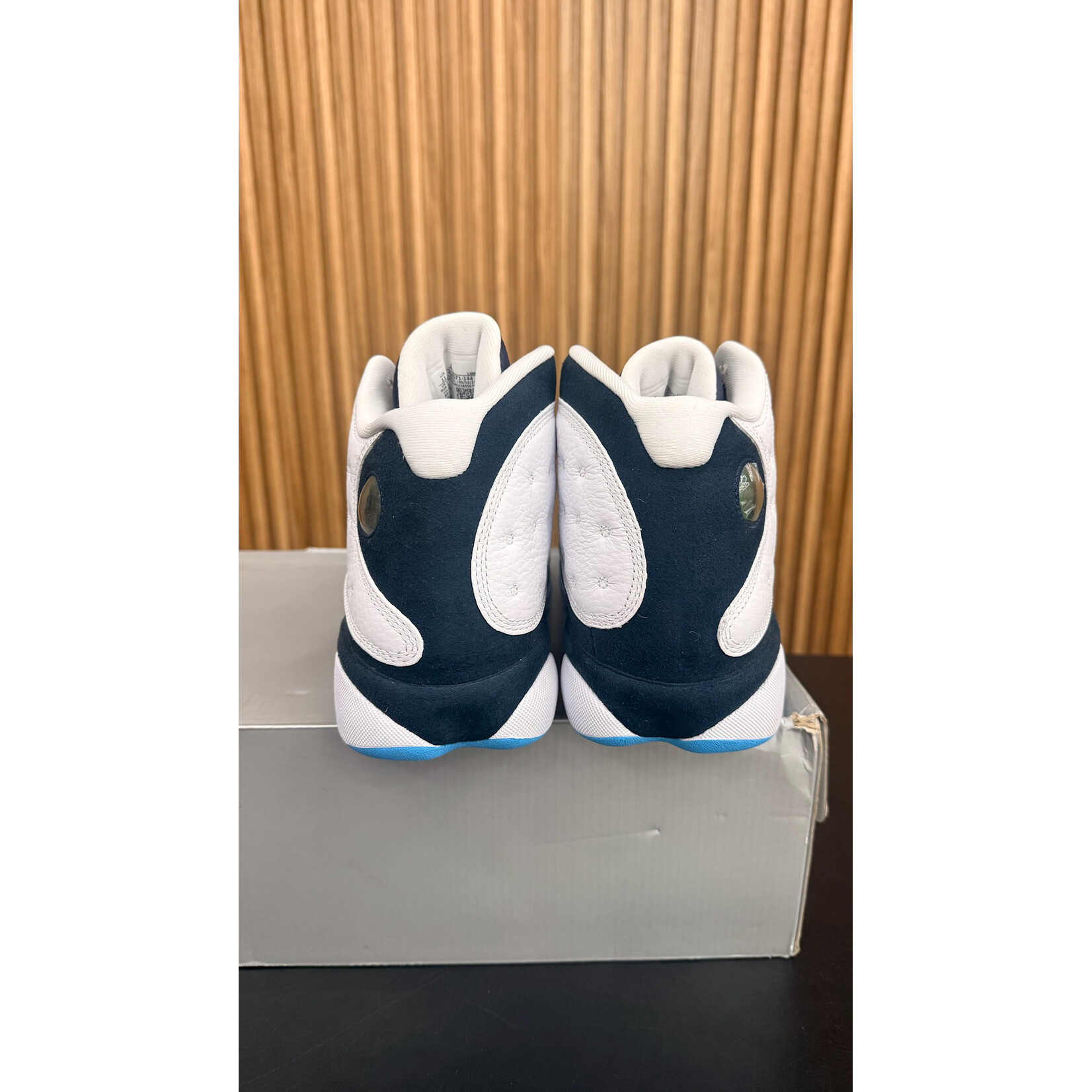 Jordan Jordan 13 Retro Obsidian Powder Blue White Size 11, PREOWNED*