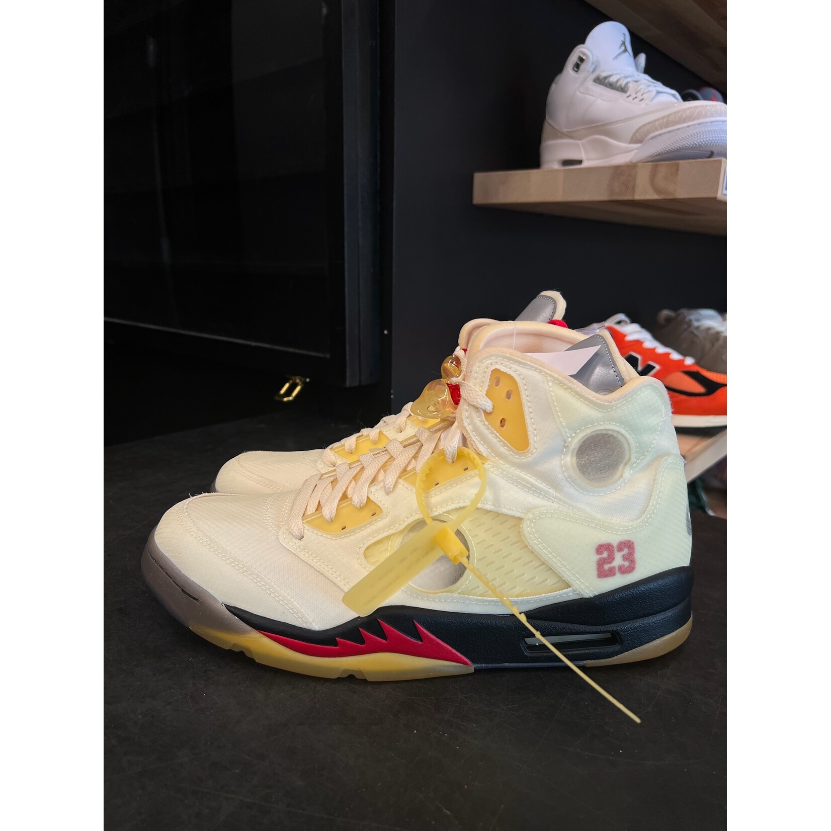 Jordan Jordan 5 Retro Off-White Sail Size 12, DS BRAND NEW NO BOX*