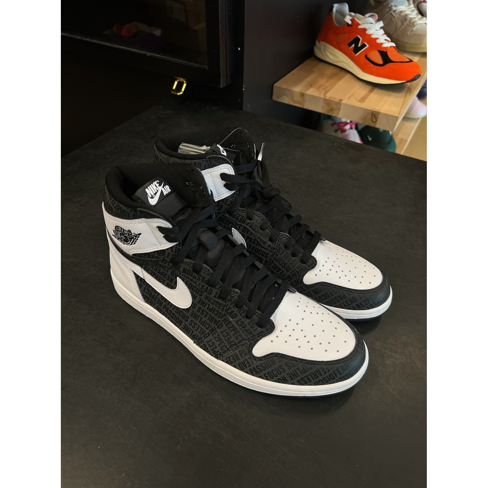 Jordan Jordan 1 Retro High RE2PECT (Derek Jeter) Size 11.5, DS BRAND NEW NO BOX