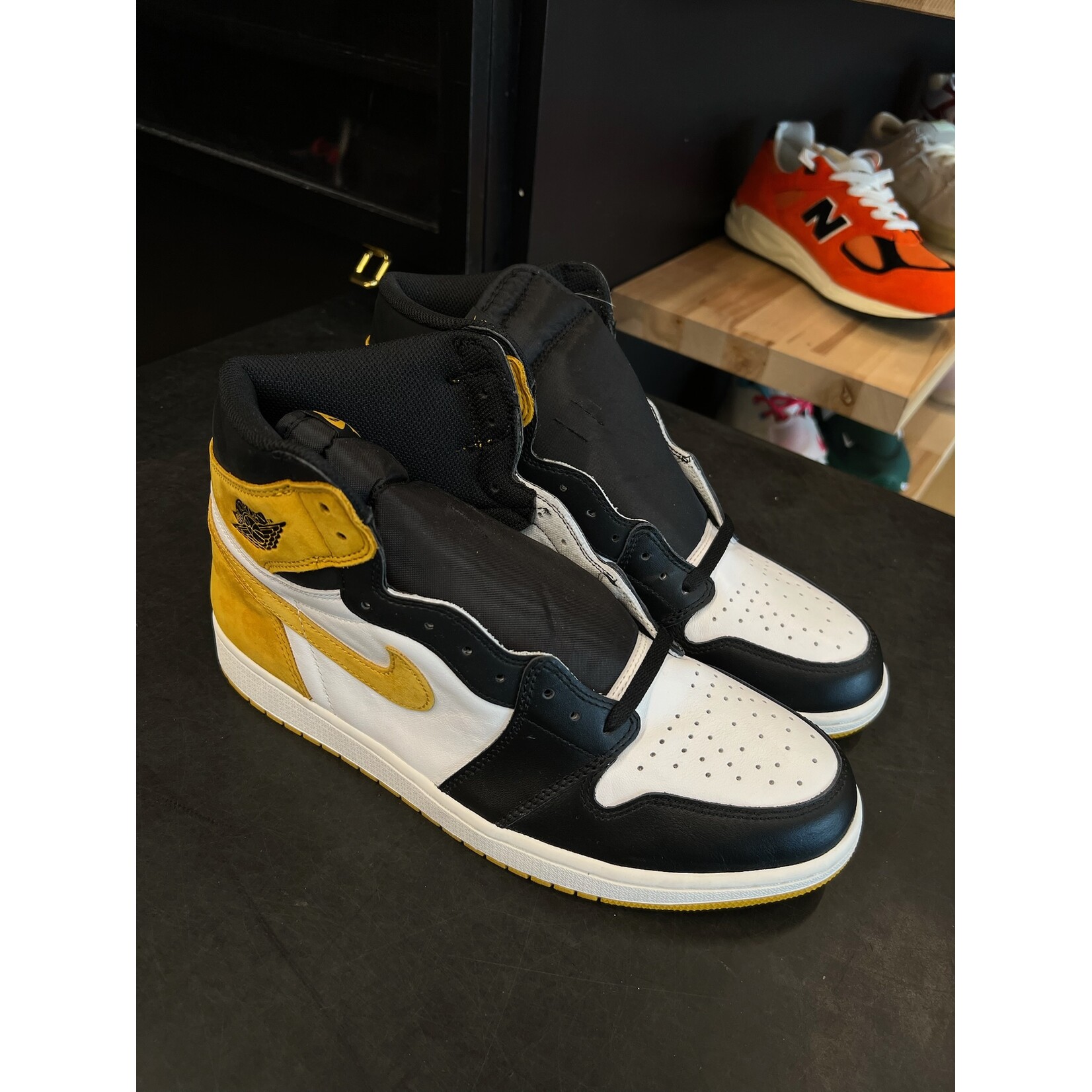 Jordan Jordan 1 Retro High Yellow Ochre Size 12, DS BRAND NEW NO BOX*