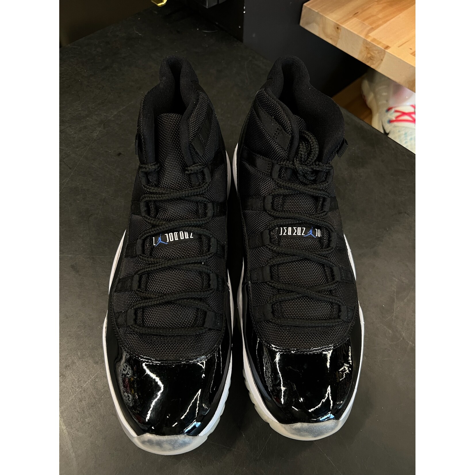Jordan Jordan 11 Retro Concord (2011) Size 12, DS BRAND NEW NO BOX*