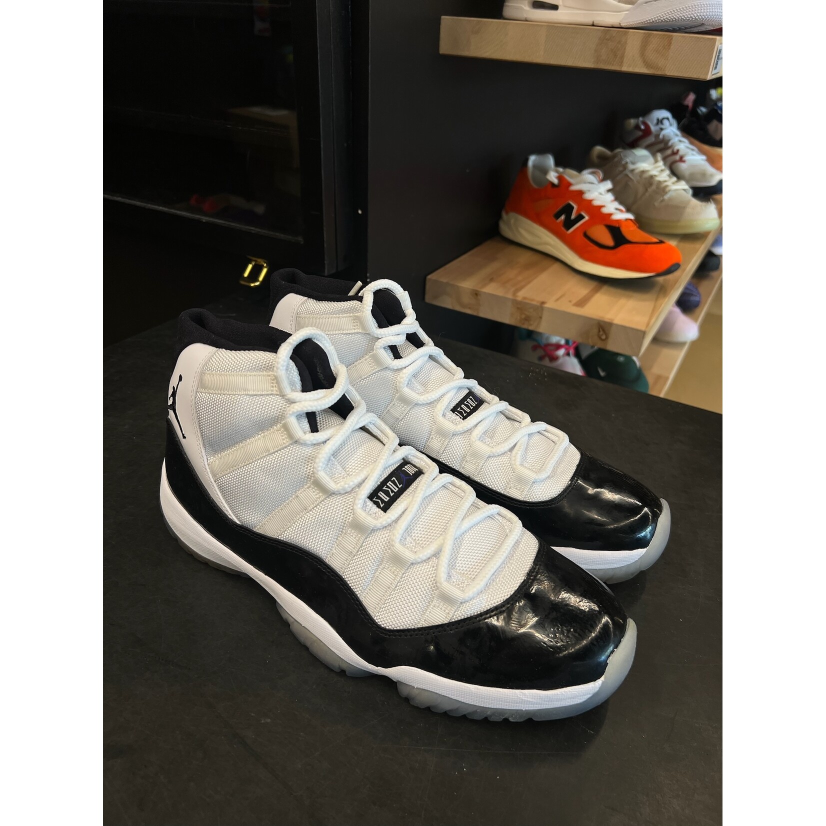 Jordan Jordan 11 Retro Space Jam (2009) Size 12, DS BRAND NEW NO BOX*