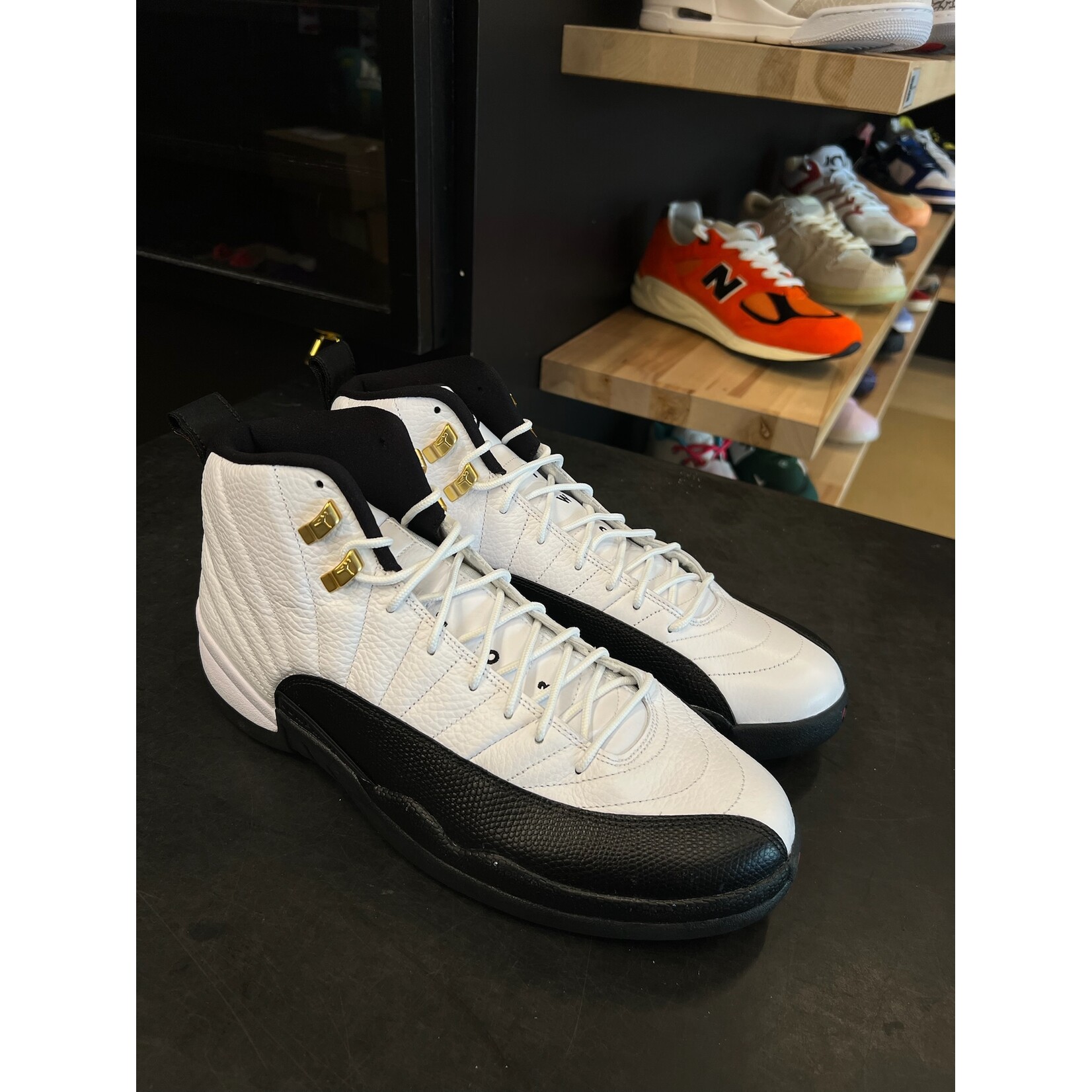 Jordan Jordan 12 Retro Taxi (2013) Size 12, PREOWNED NO BOX*