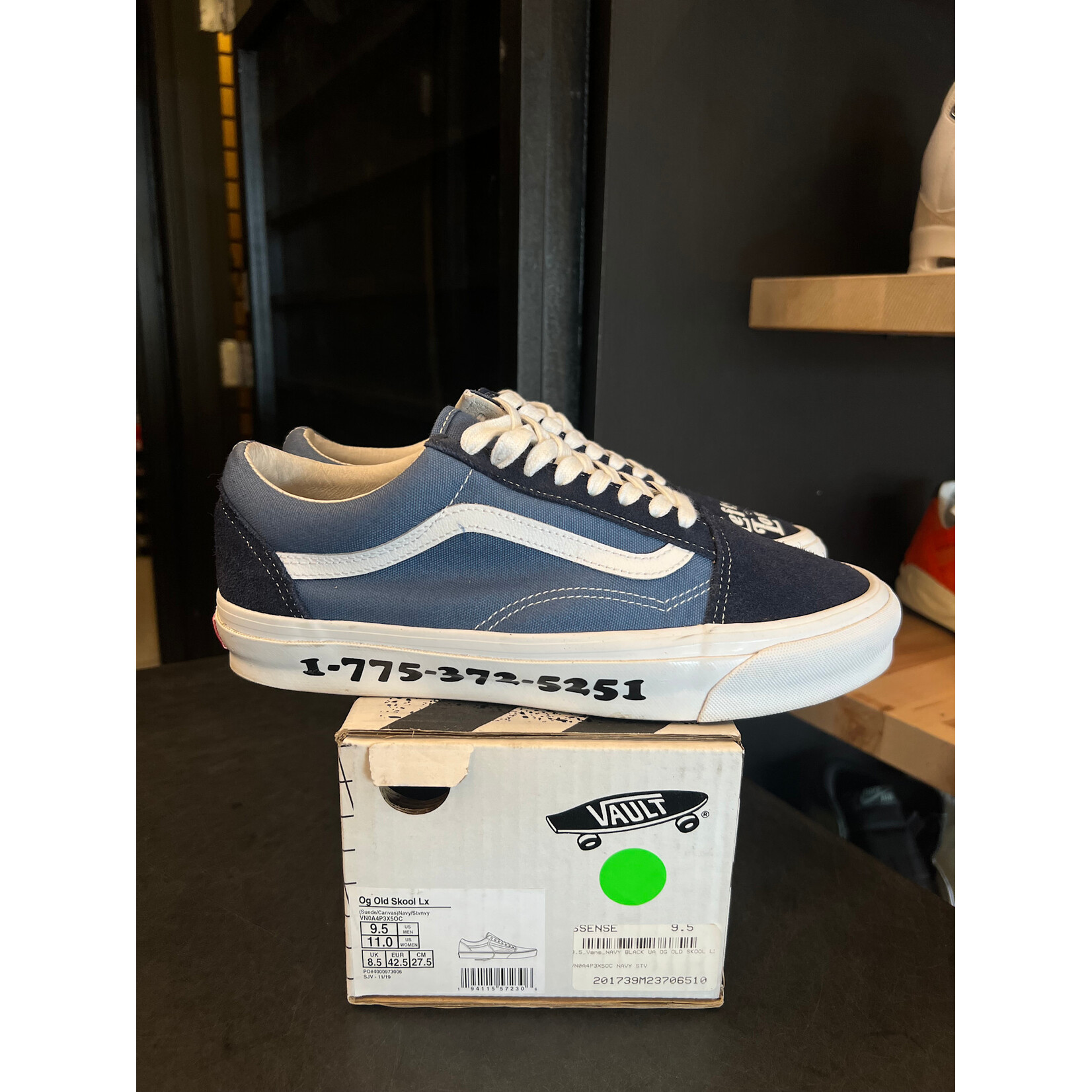Vans Vans Vault UA OG Old Skool LX Navy Lefty's Lounge Size 9.5, PREOWNED