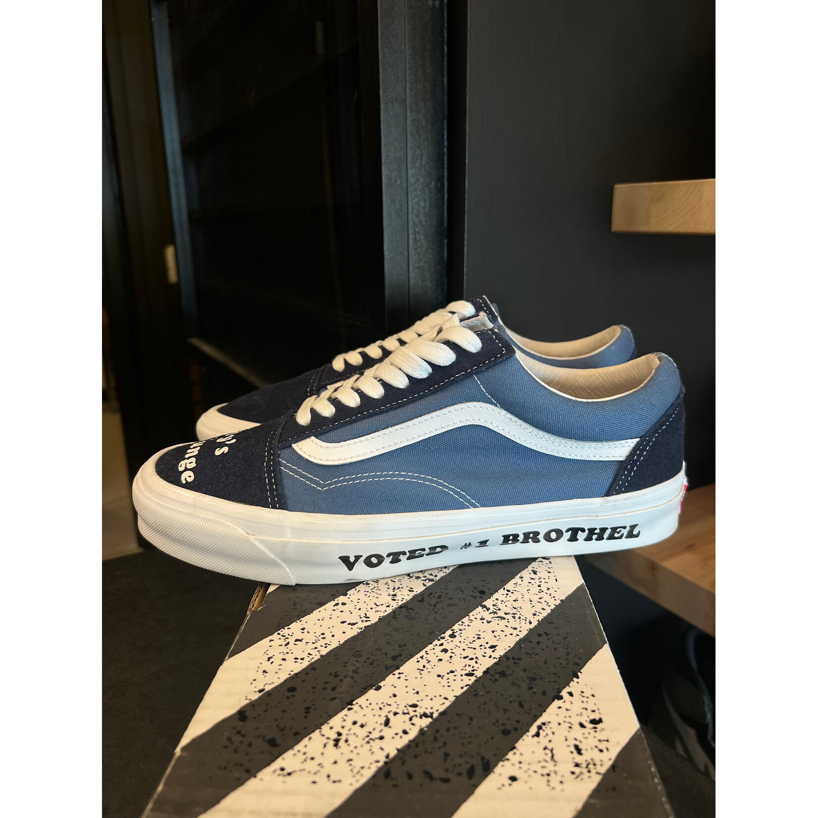 Vans Vans Vault UA OG Old Skool LX Navy Lefty's Lounge Size 9.5, PREOWNED