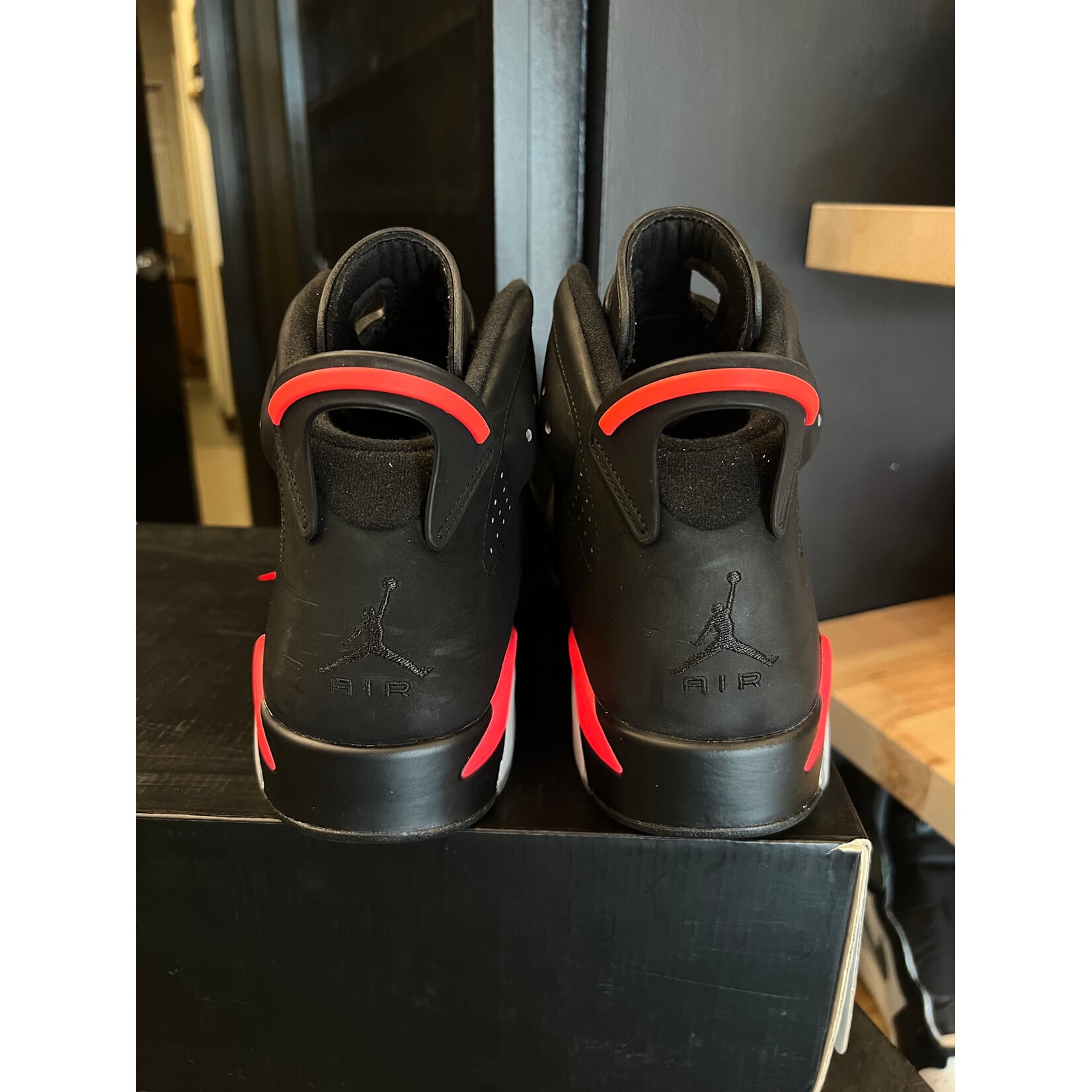 Jordan Jordan 6 Retro Infrared Black (2014) Size 9, PREOWNED*