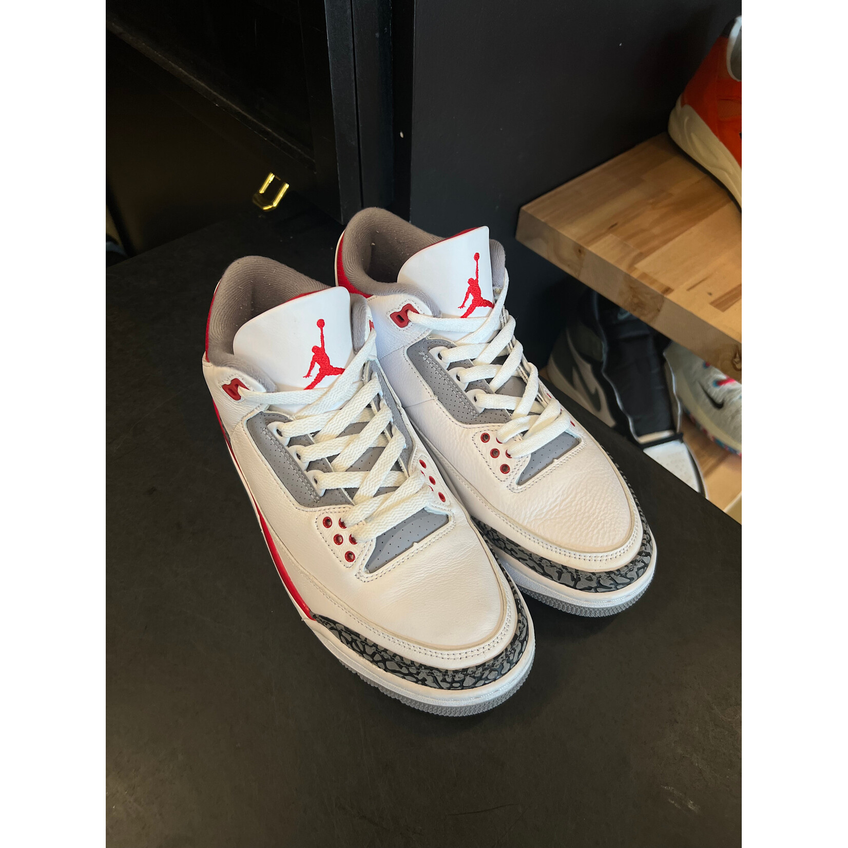 Jordan Jordan 3 Retro Fire Red (2022) Size 8.5, PREOWNED*