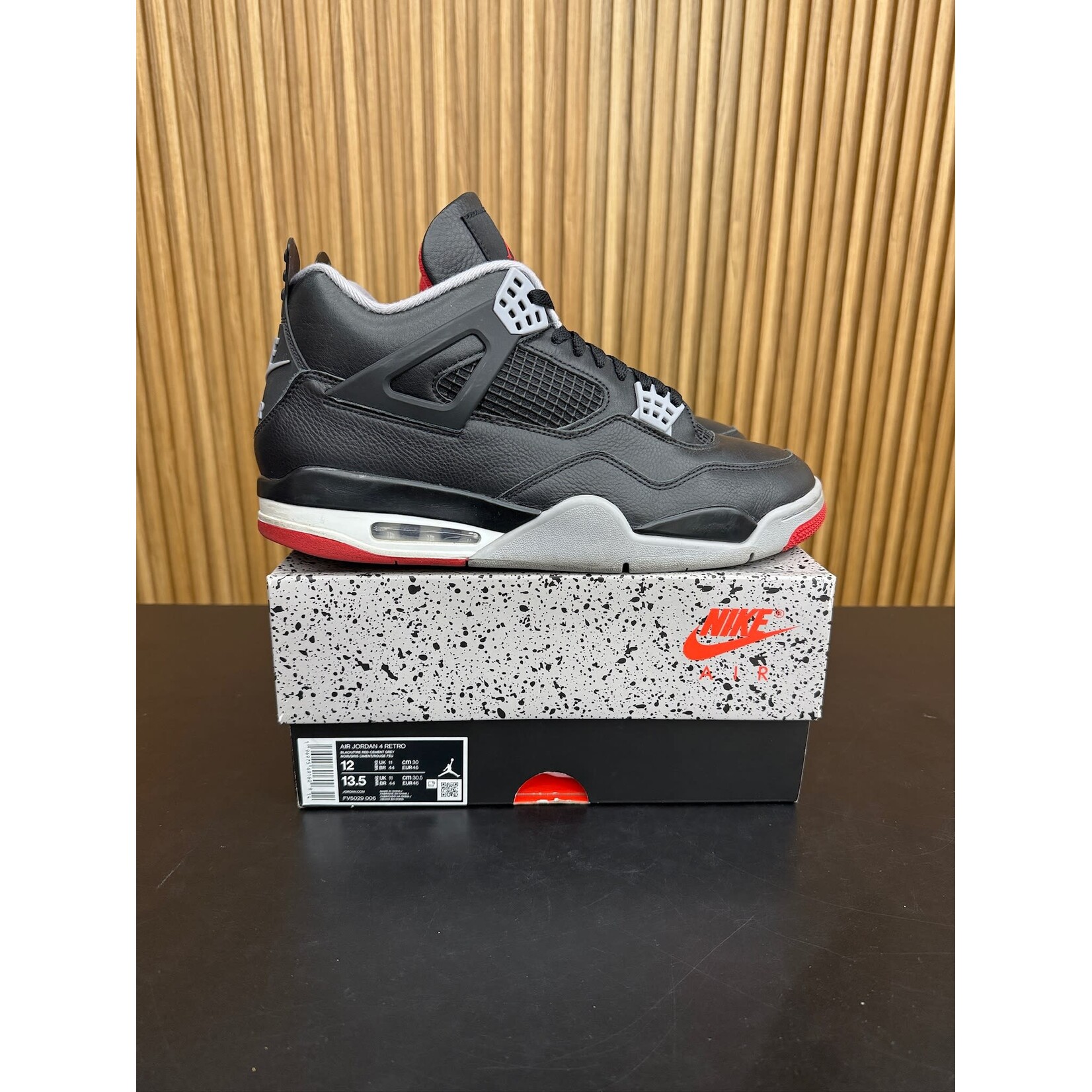 Jordan Jordan 4 Retro Bred Reimagined Size 12, PREOWNED*