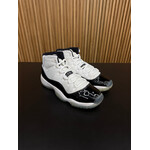 Jordan Jordan 11 Retro Concord (2018) (GS) Size 7, PREOWNED NO BOX