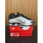 Nike Nike Shox R4 Metallic Silver Black Size 9.5, PREOWNED*