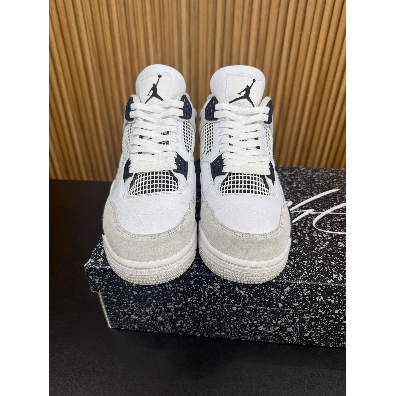 Jordan Jordan 4 Retro Military Black Size 11, PREOWNED*