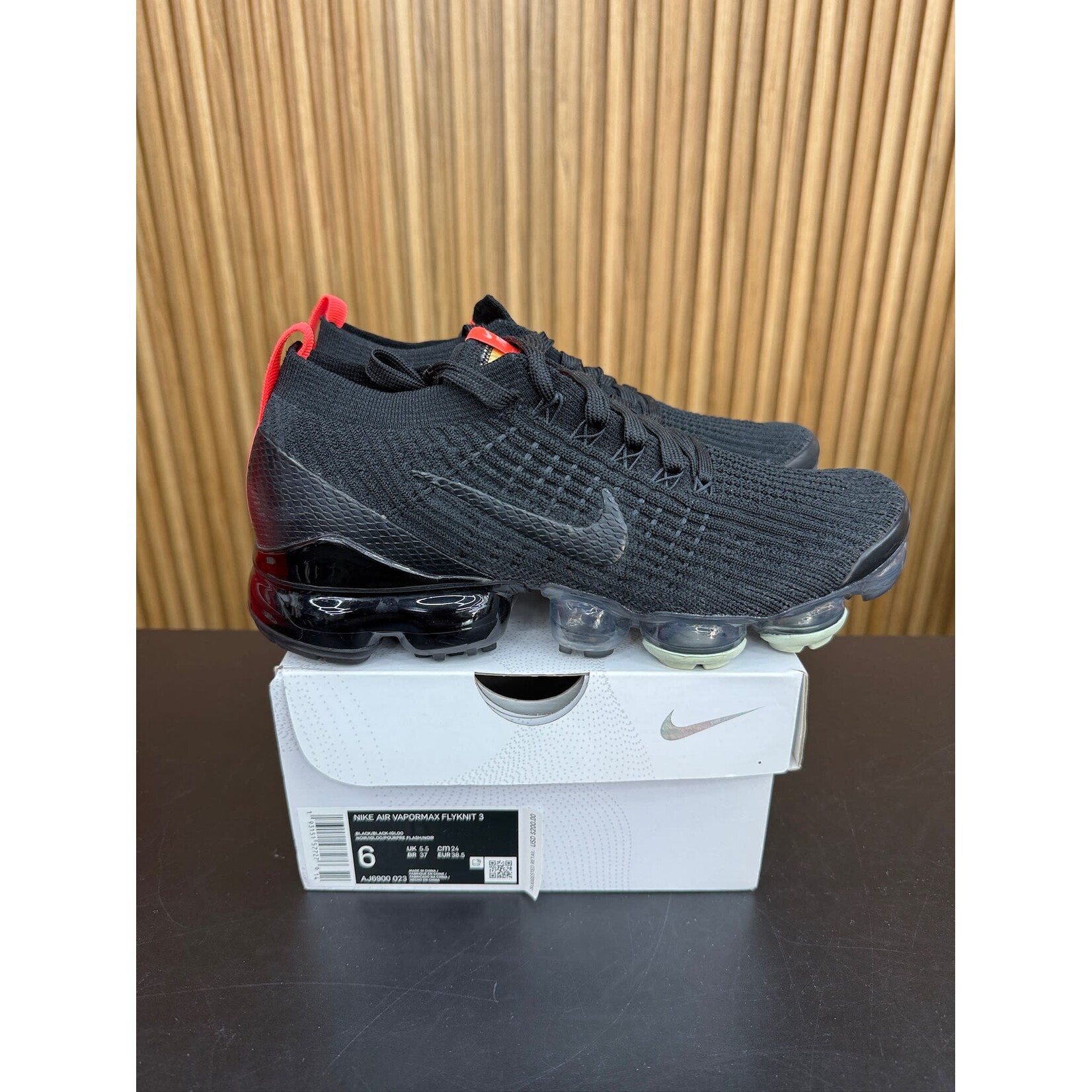 Nike Nike Air VaporMax Flyknit 3 Black Snakeskin Size 6, PREOWNED*