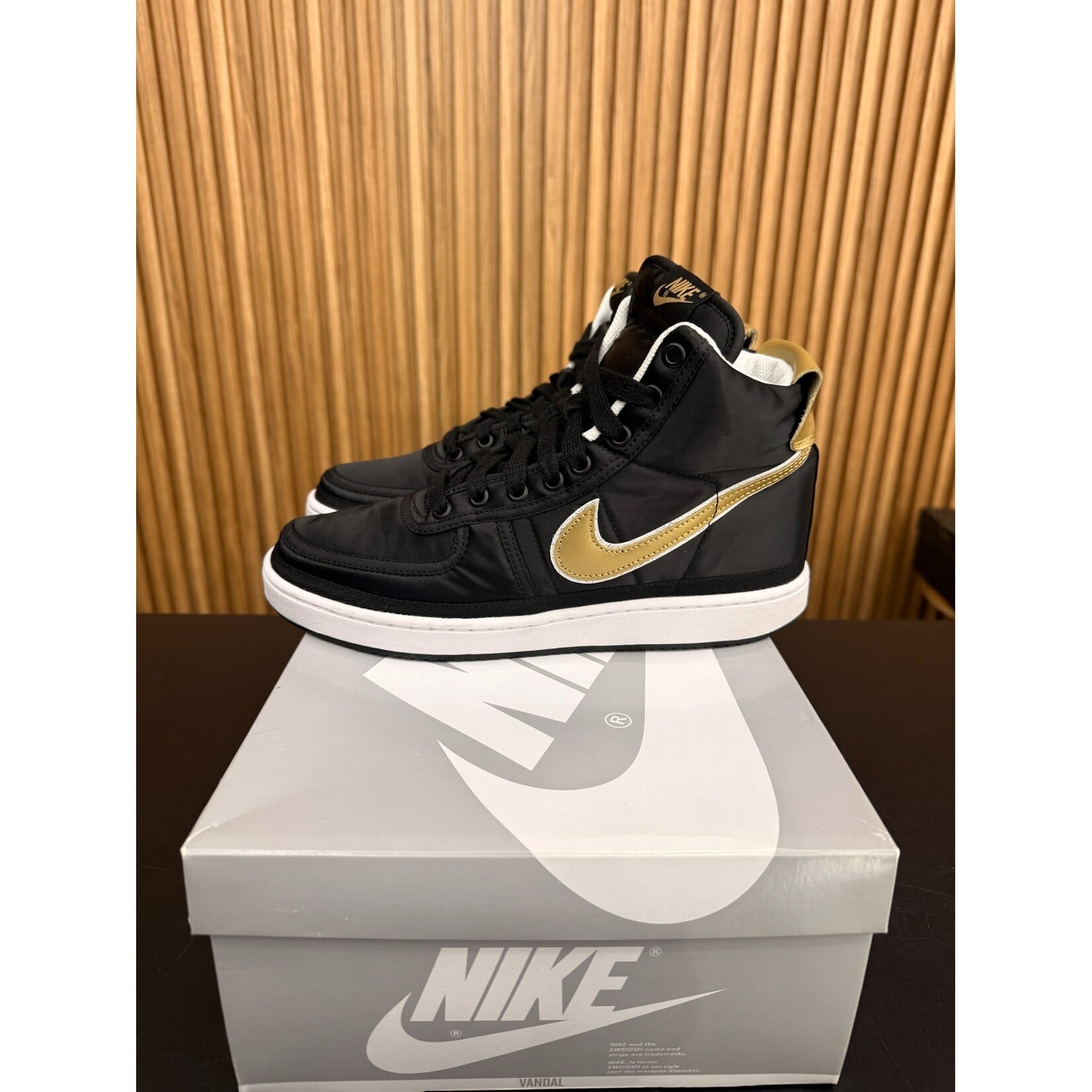 Nike Nike Vandal High Supreme Black Metallic Gold Size 7.5, PREOWNED*
