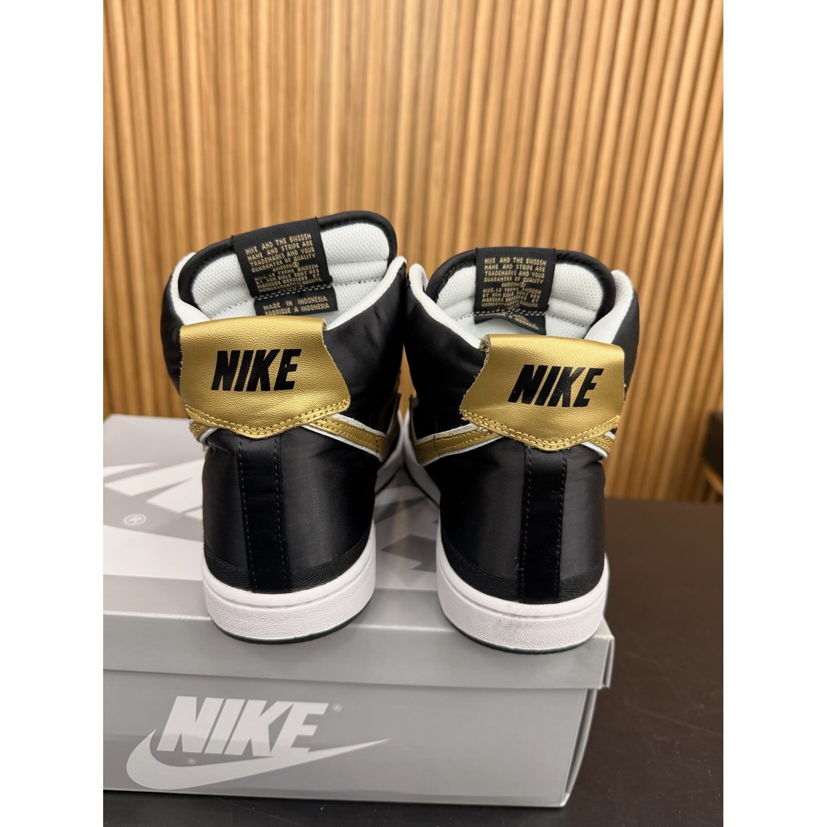 Nike Nike Vandal High Supreme Black Metallic Gold Size 7.5, PREOWNED*