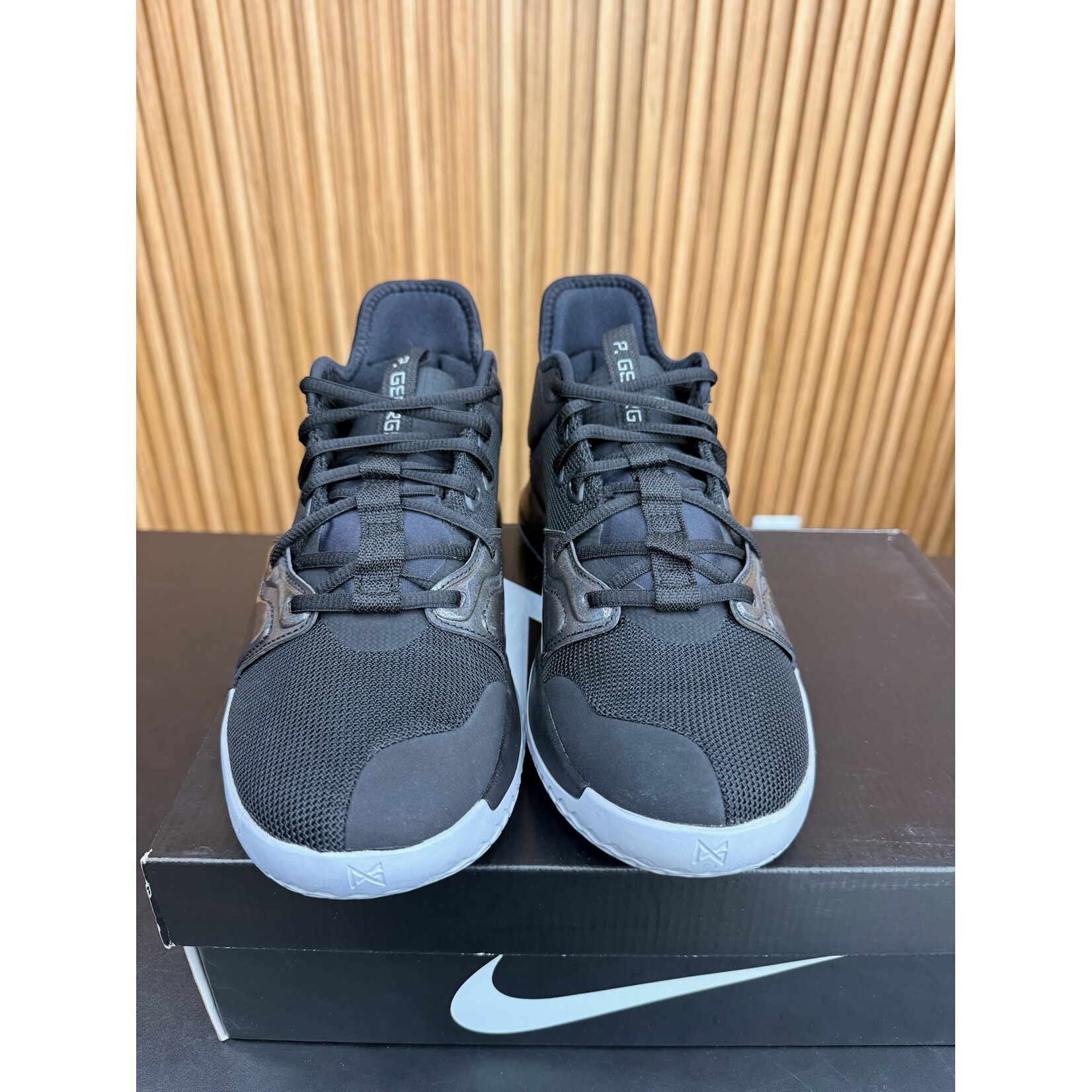Nike Nike PG 4 Black Metallic Dark Grey Size 8, PREOWNED