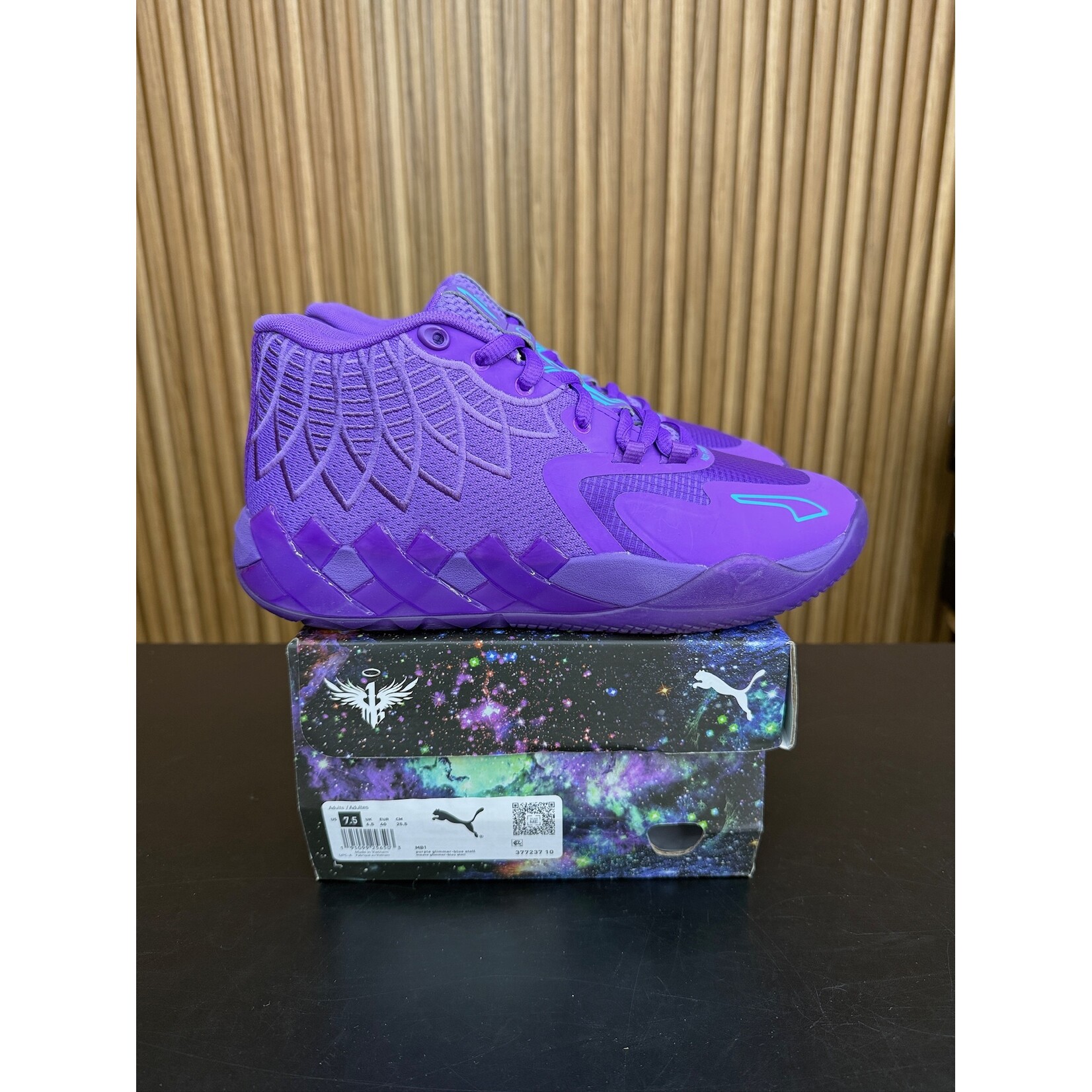 Puma Puma LaMelo Ball MB.01 Queen City Size 7.5, PREOWNED*