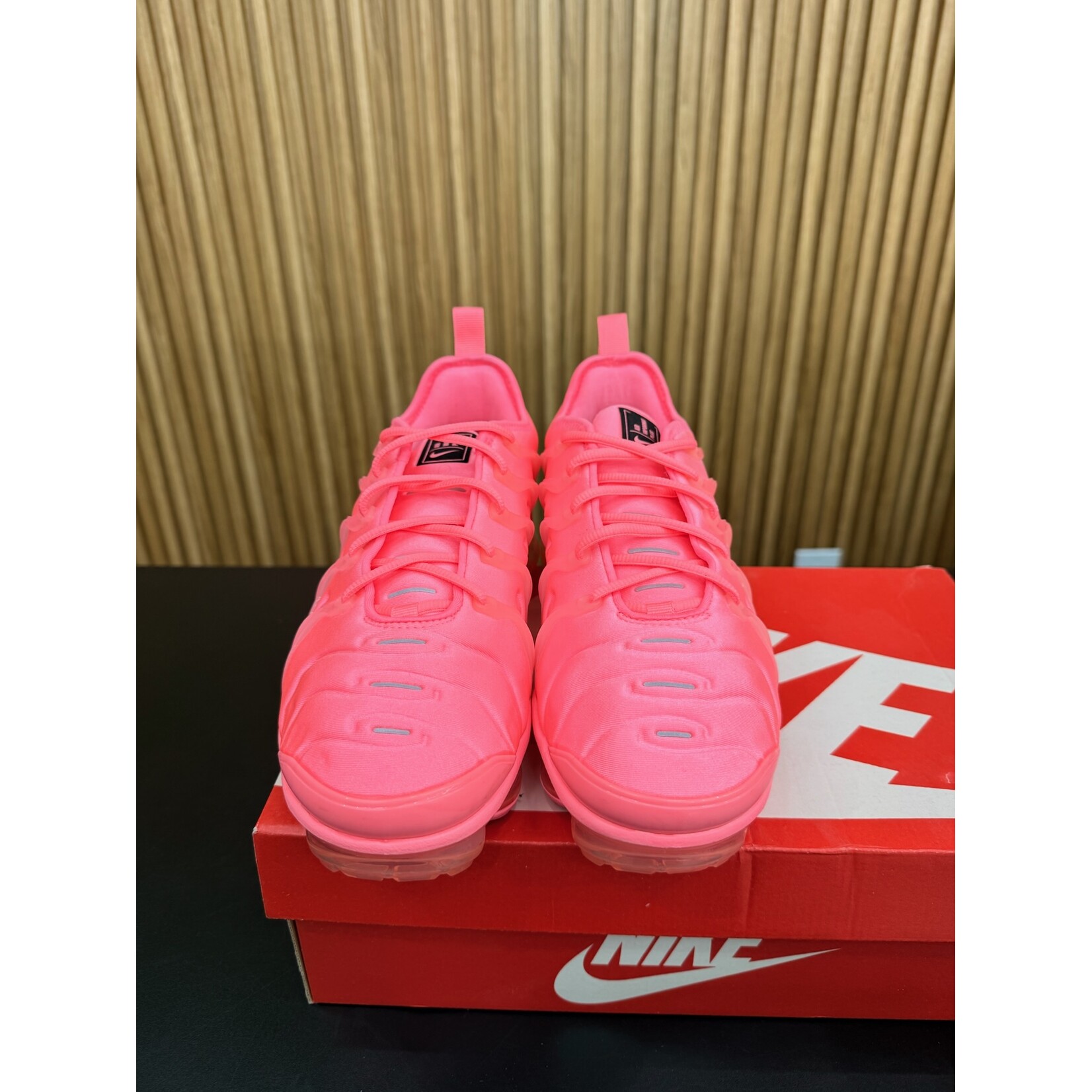 Nike Nike Air VaporMax Plus Sunset Pulse Bubblegum (Women's) Size 9W, PREOWNED*